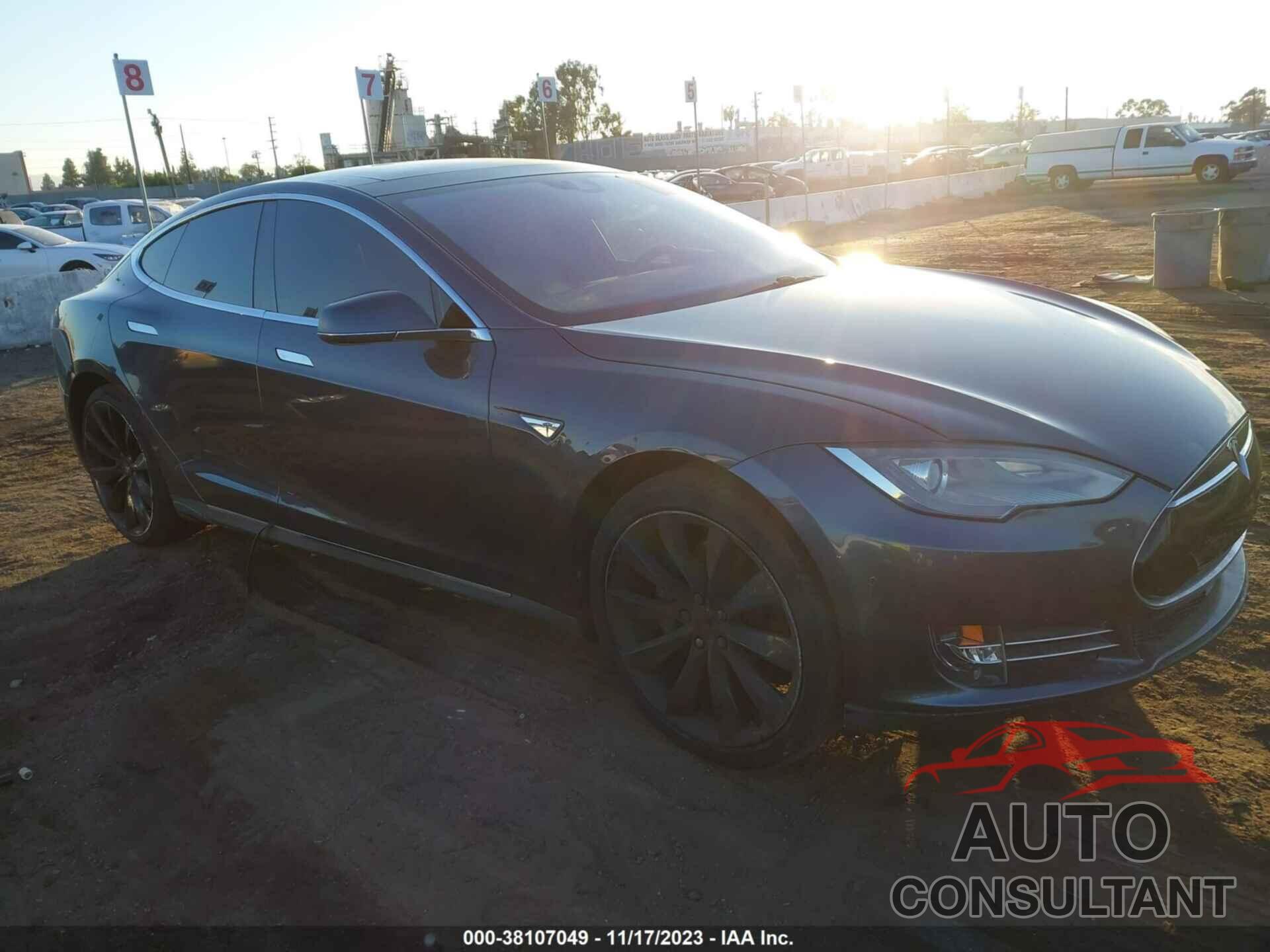 TESLA MODEL S 2016 - 5YJSA1E28GF128035