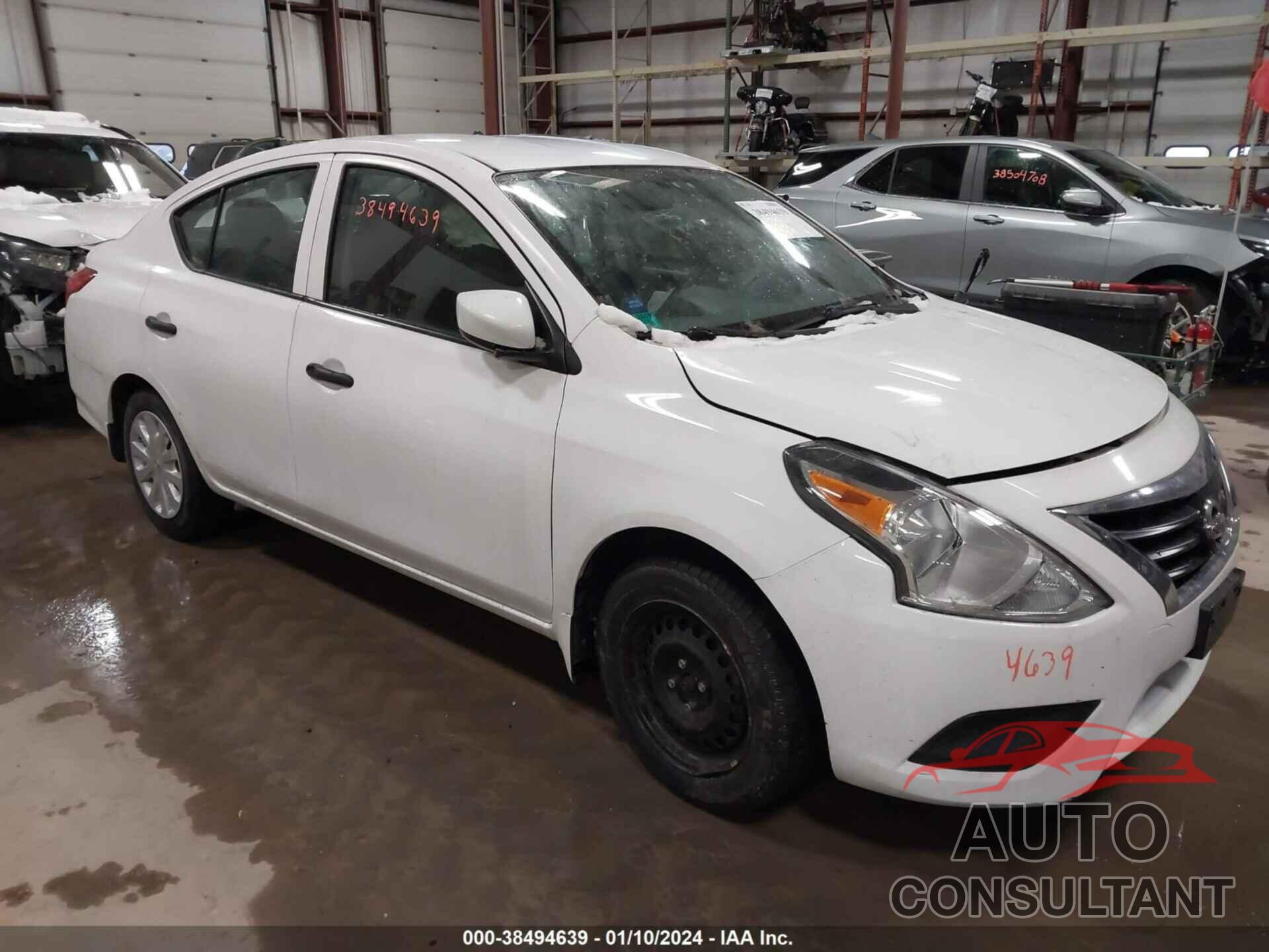 NISSAN VERSA 2018 - 3N1CN7APXJL808348