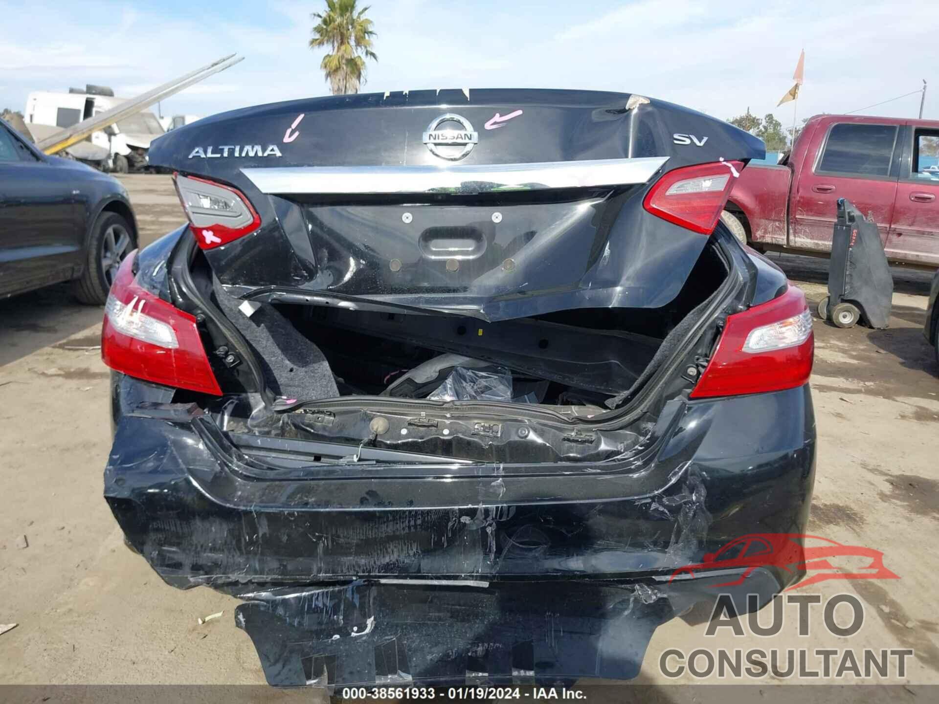 NISSAN ALTIMA 2018 - 1N4AL3APXJC273901