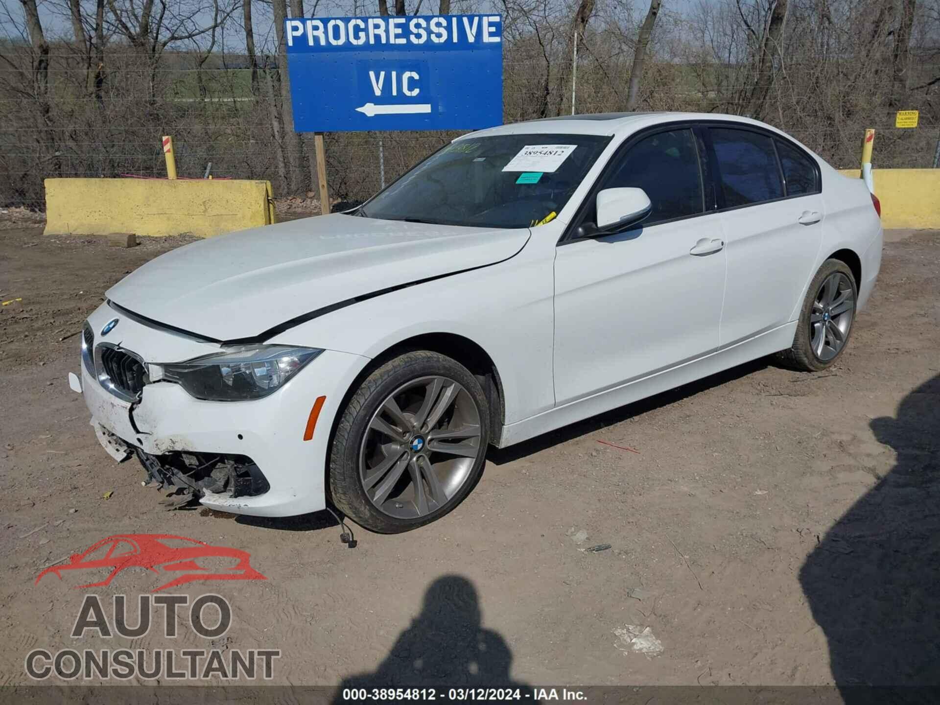 BMW 328I 2016 - WBA8E9G59GNU30064