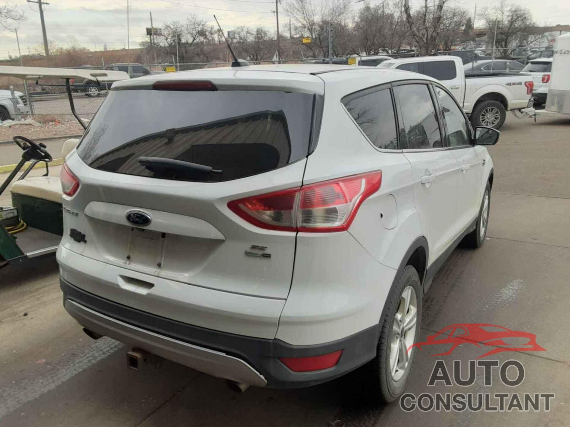 FORD ESCAPE 2016 - 1FMCU9G94GUA13858