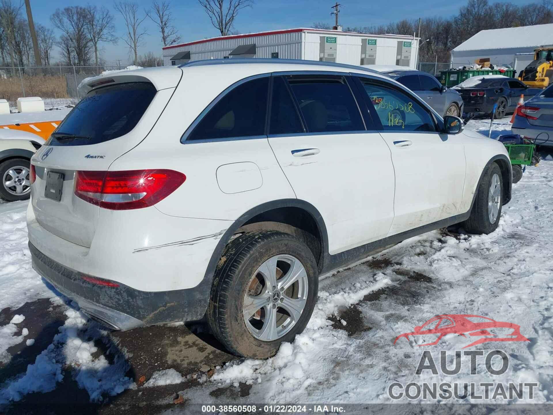 MERCEDES-BENZ GLC 2018 - WDC0G4KB3JV032764