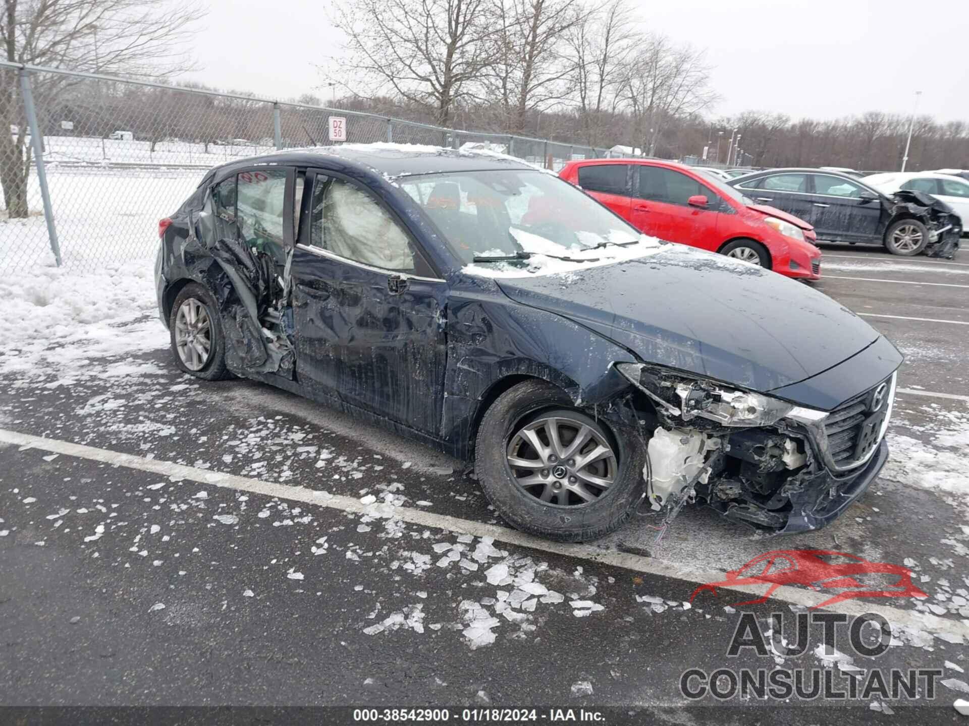 MAZDA MAZDA3 SPORT 2018 - JM1BN1L79J1163640