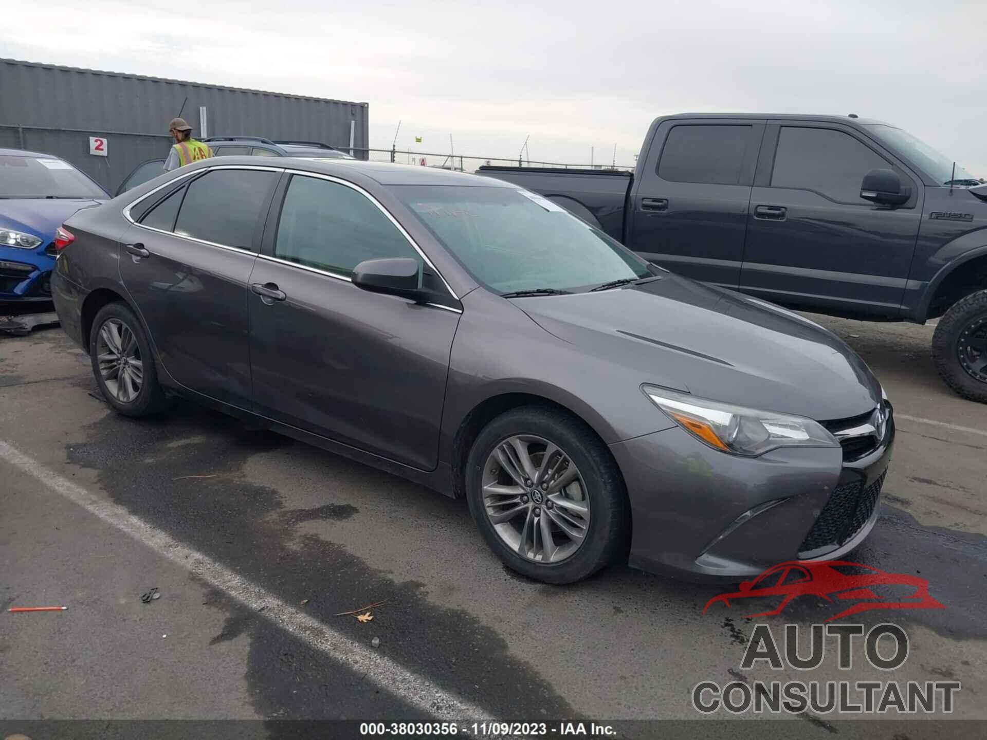 TOYOTA CAMRY 2017 - 4T1BF1FK5HU374156