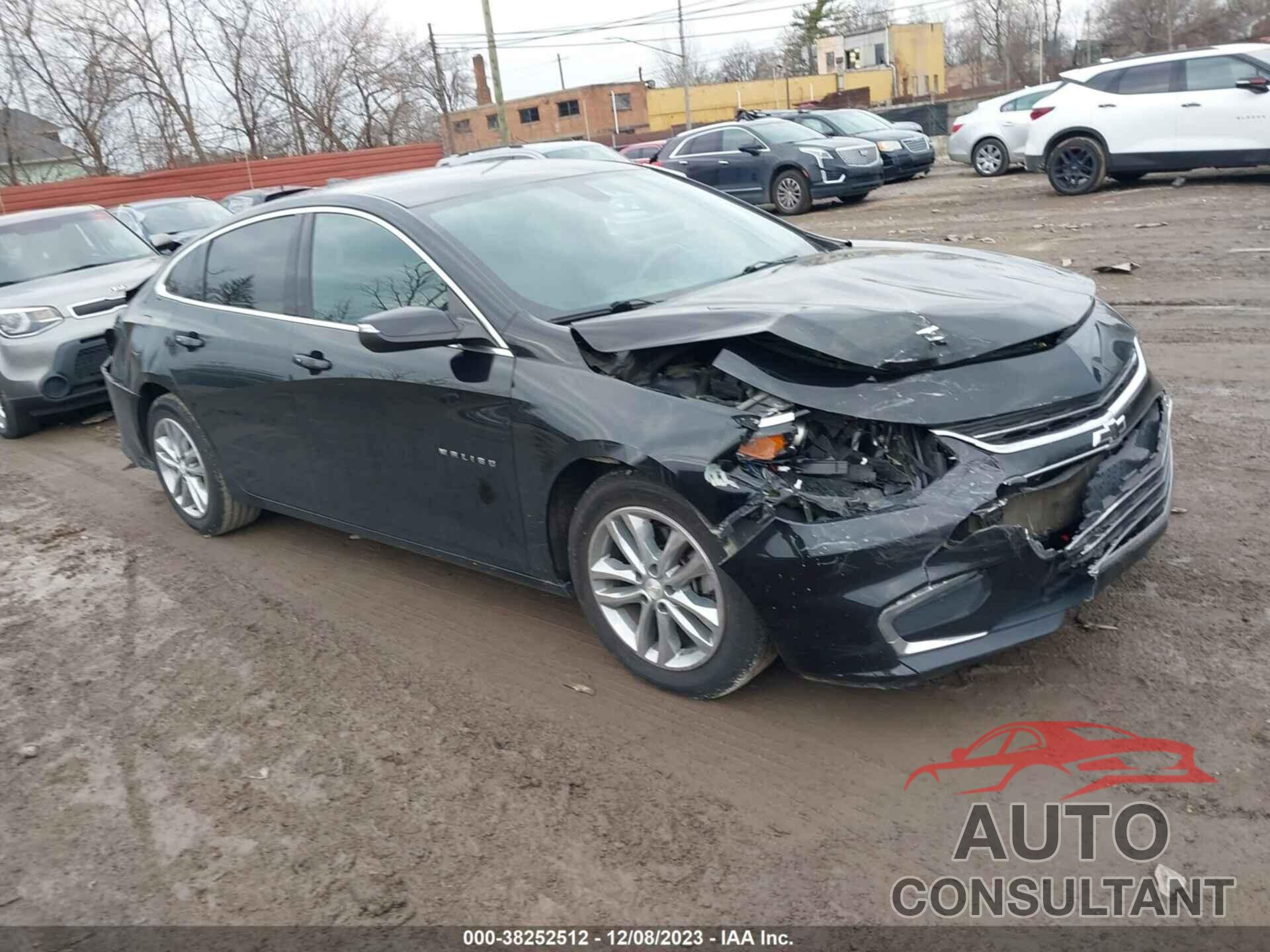 CHEVROLET MALIBU 2017 - 1G1ZE5ST8HF252741