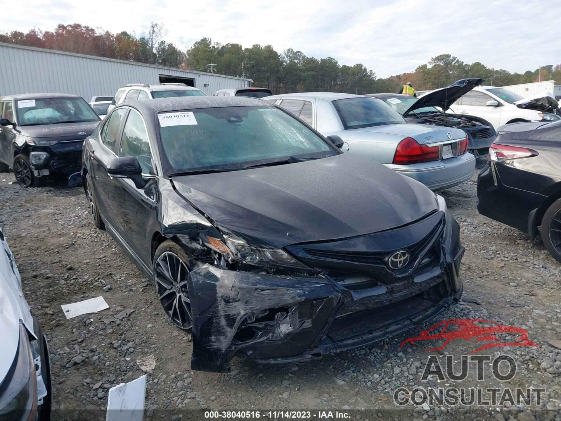 TOYOTA CAMRY 2022 - 4T1G11AK1NU662604