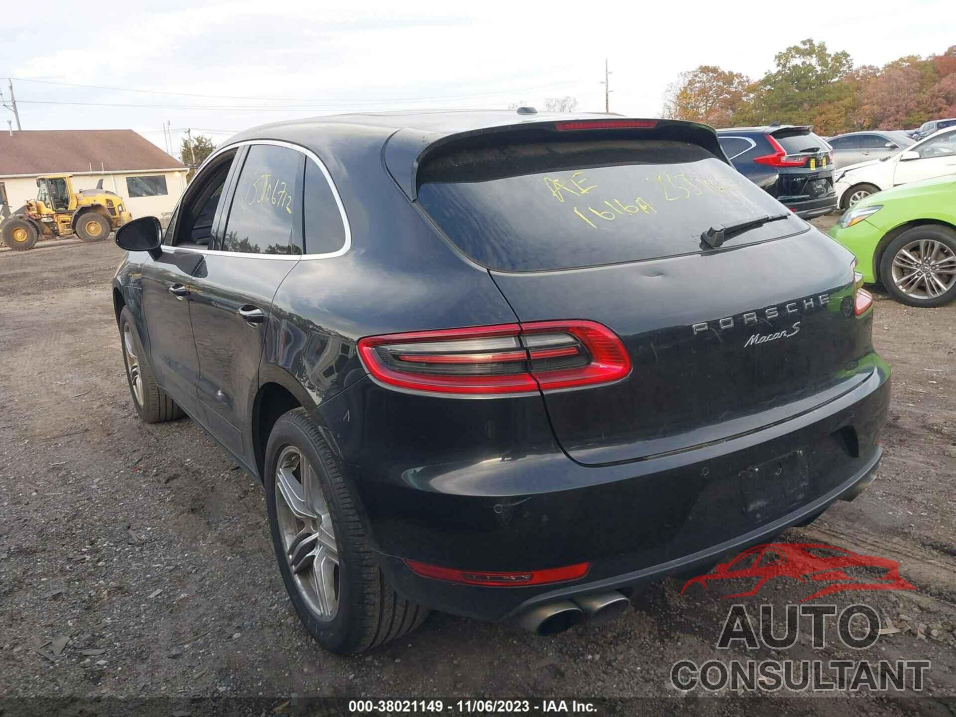 PORSCHE MACAN 2016 - WP1AB2A52GLB50350