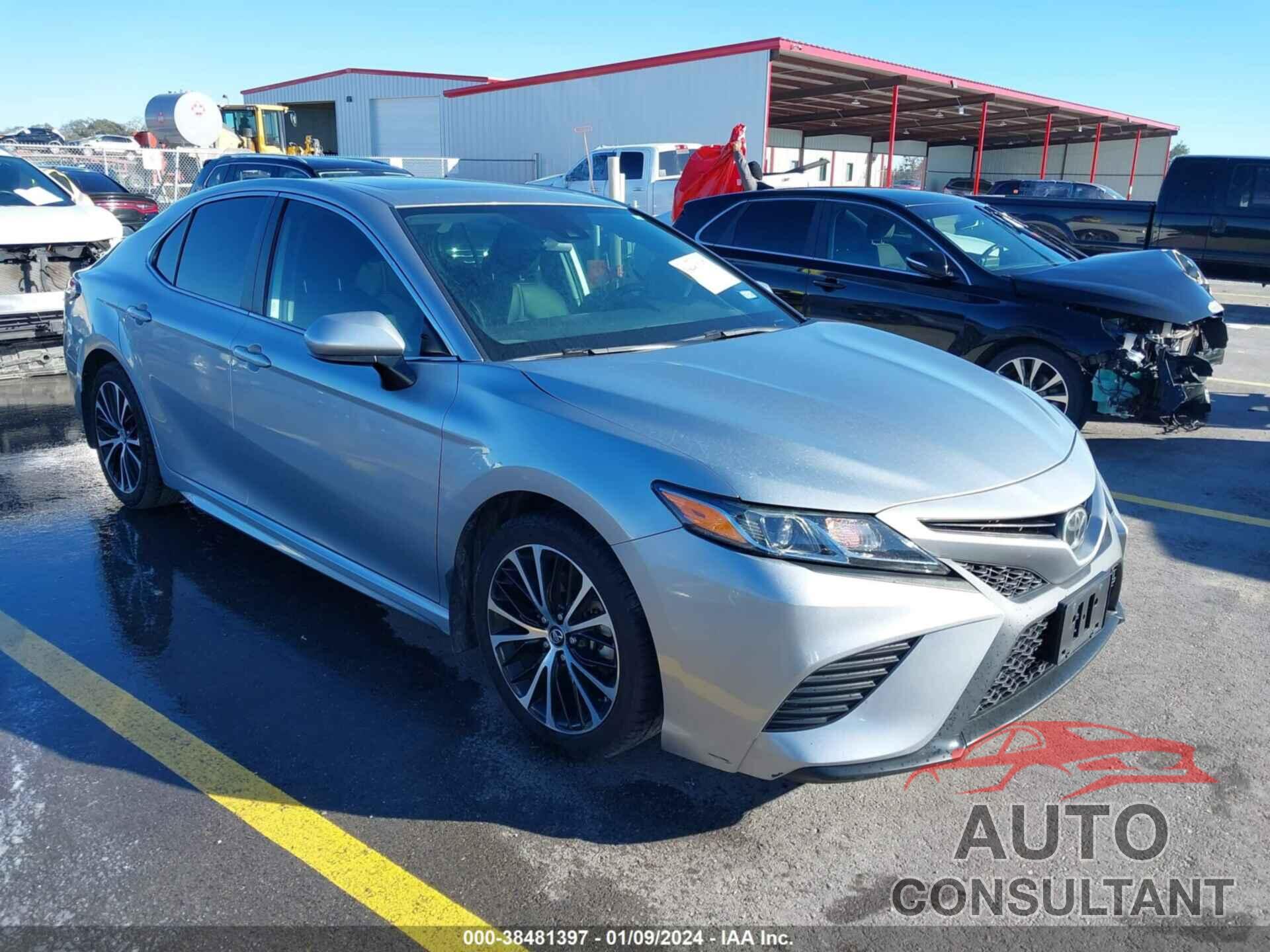 TOYOTA CAMRY 2019 - 4T1B11HK2KU165167