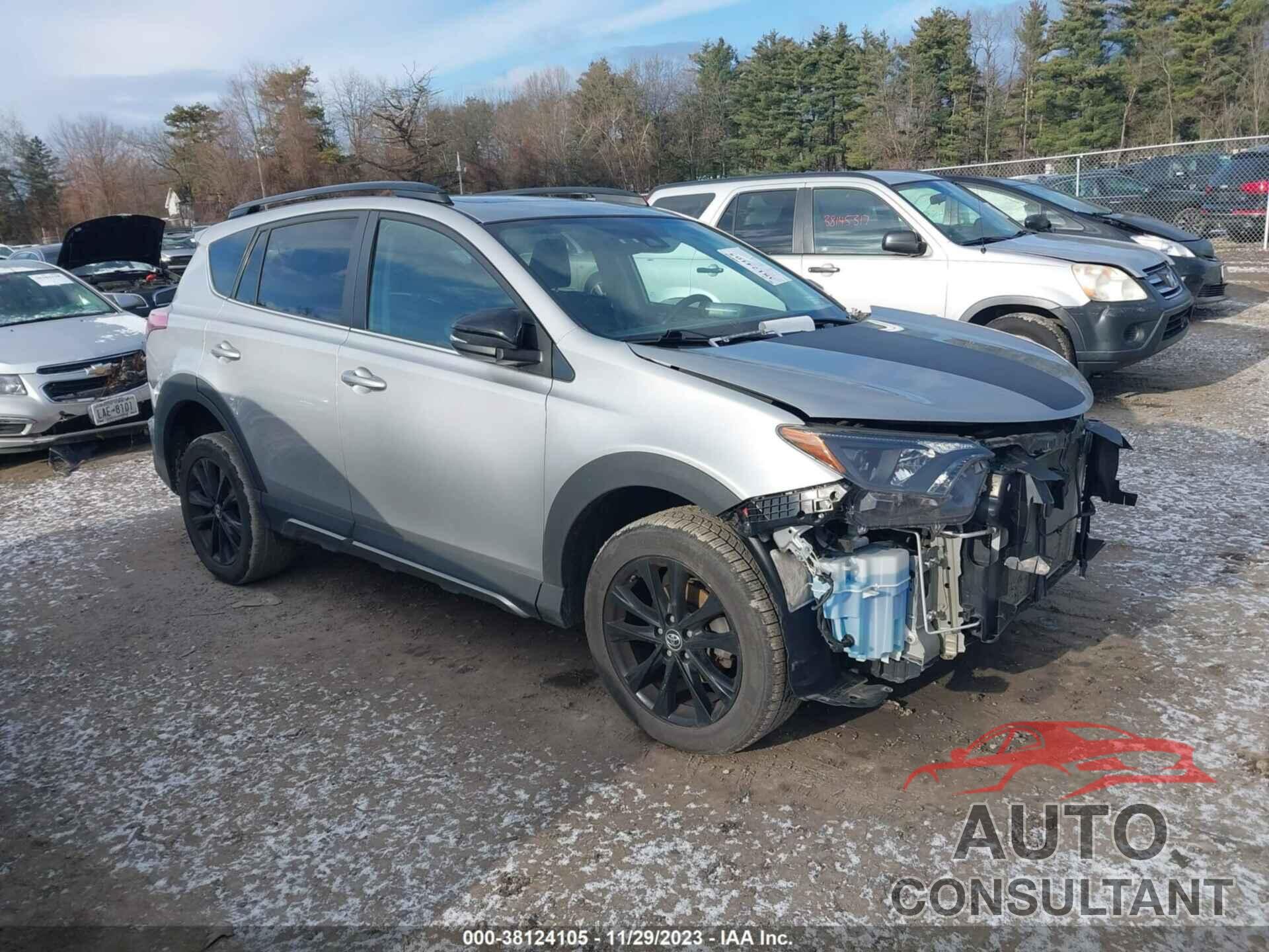 TOYOTA RAV4 2018 - 2T3RFREV5JW699718