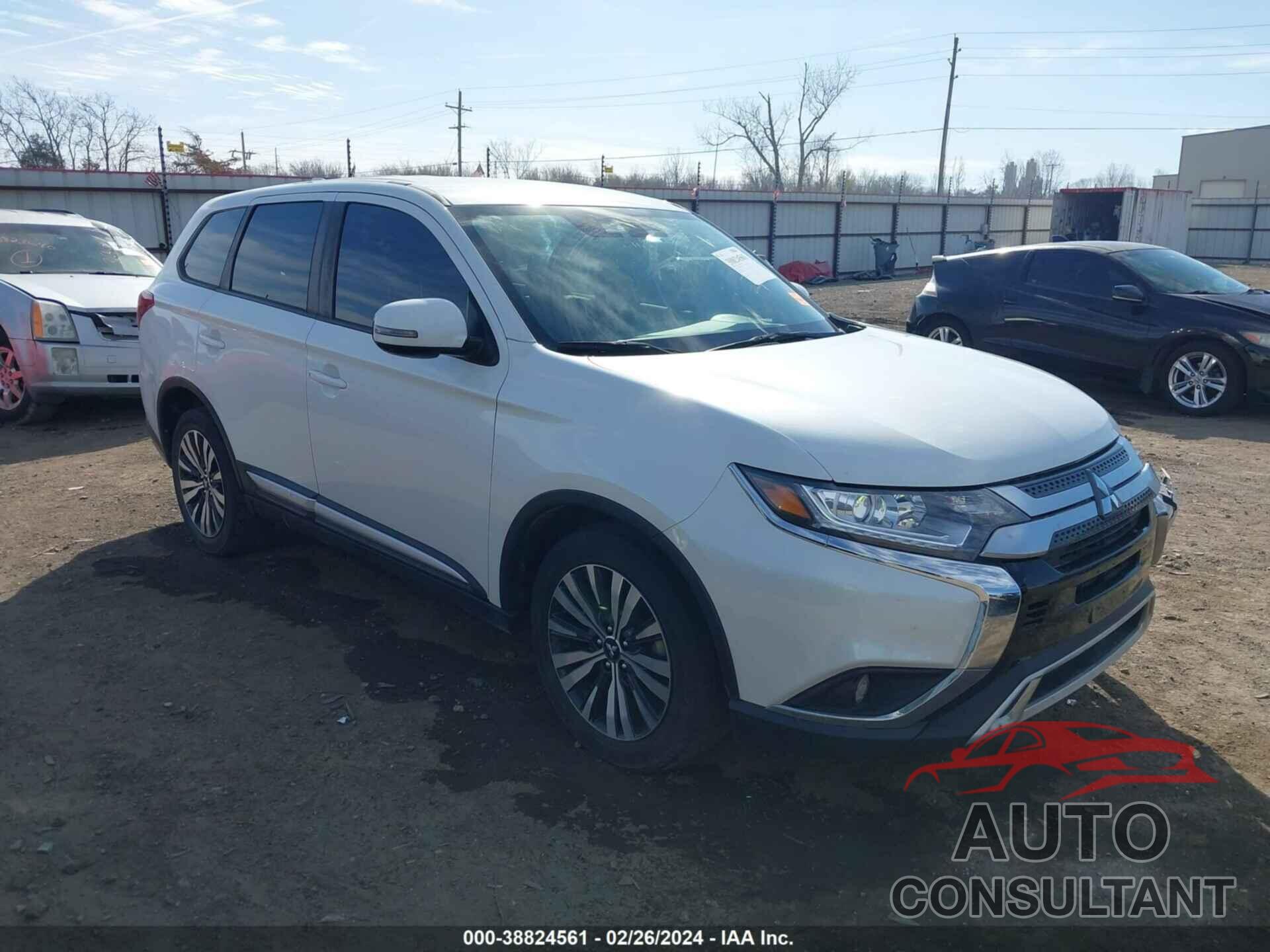 MITSUBISHI OUTLANDER 2020 - JA4AD3A38LZ007923