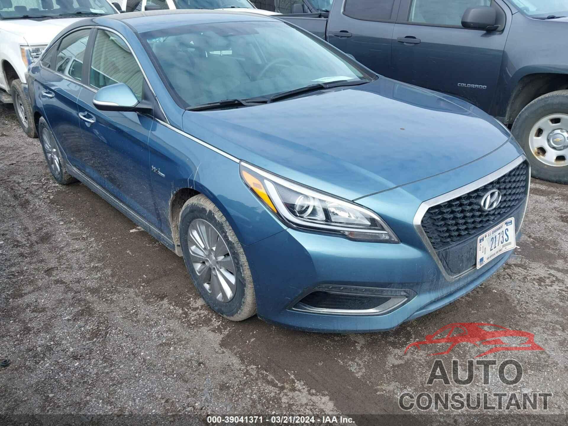 HYUNDAI SONATA 2016 - KMHE24L17GA036263