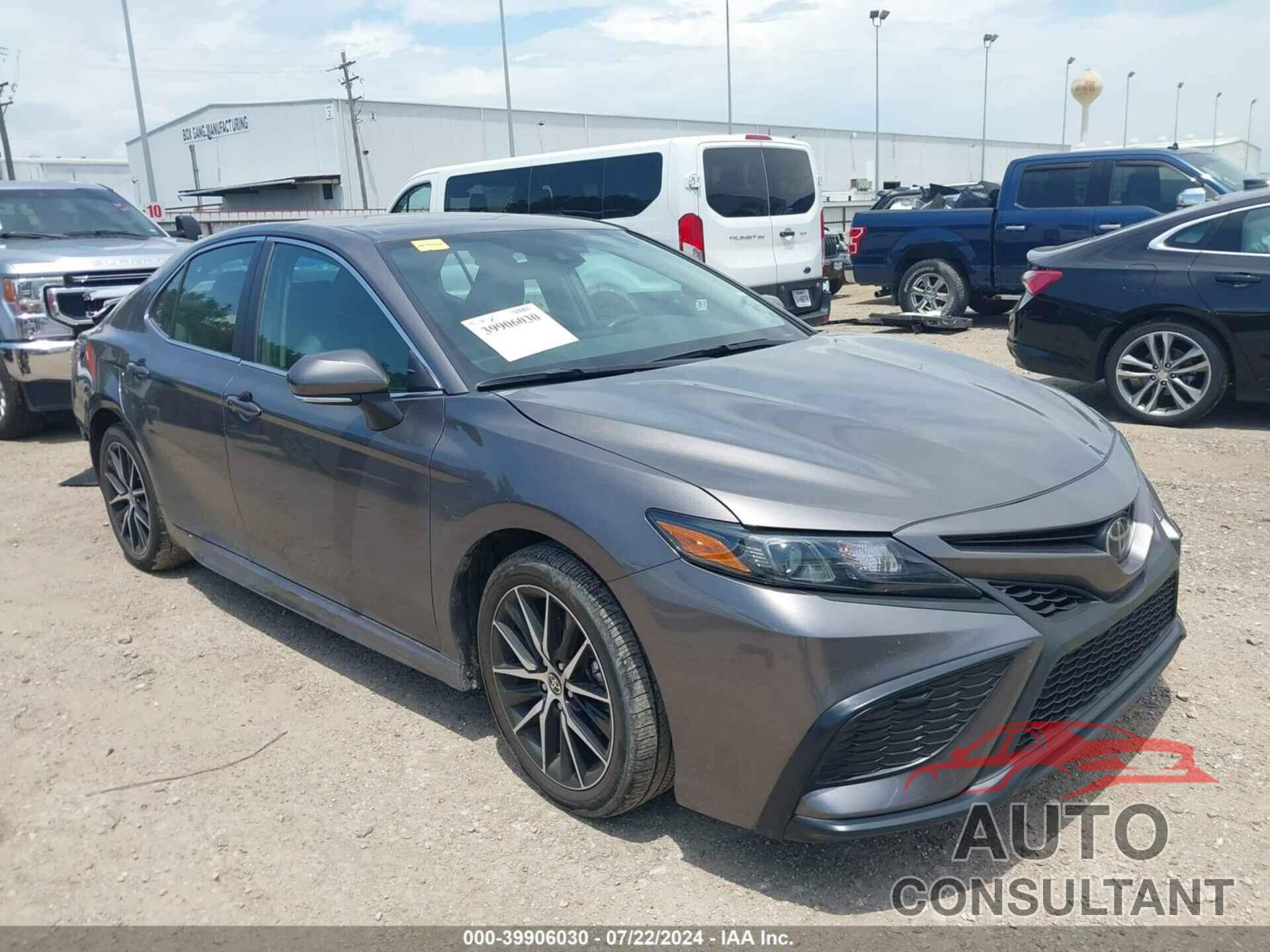 TOYOTA CAMRY 2024 - 4T1G11AKXRU885343