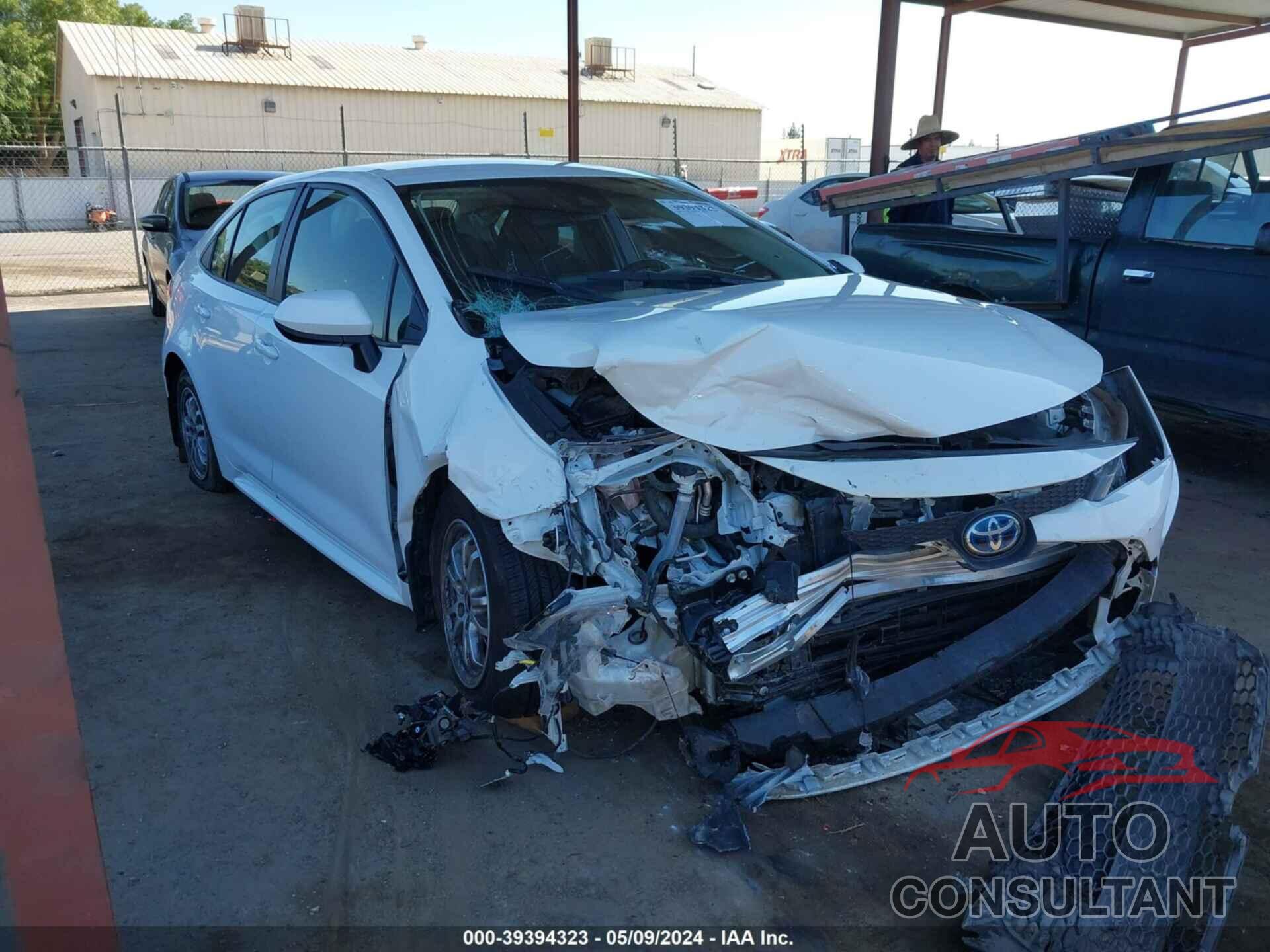 TOYOTA COROLLA 2022 - JTDEAMDE3NJ052353