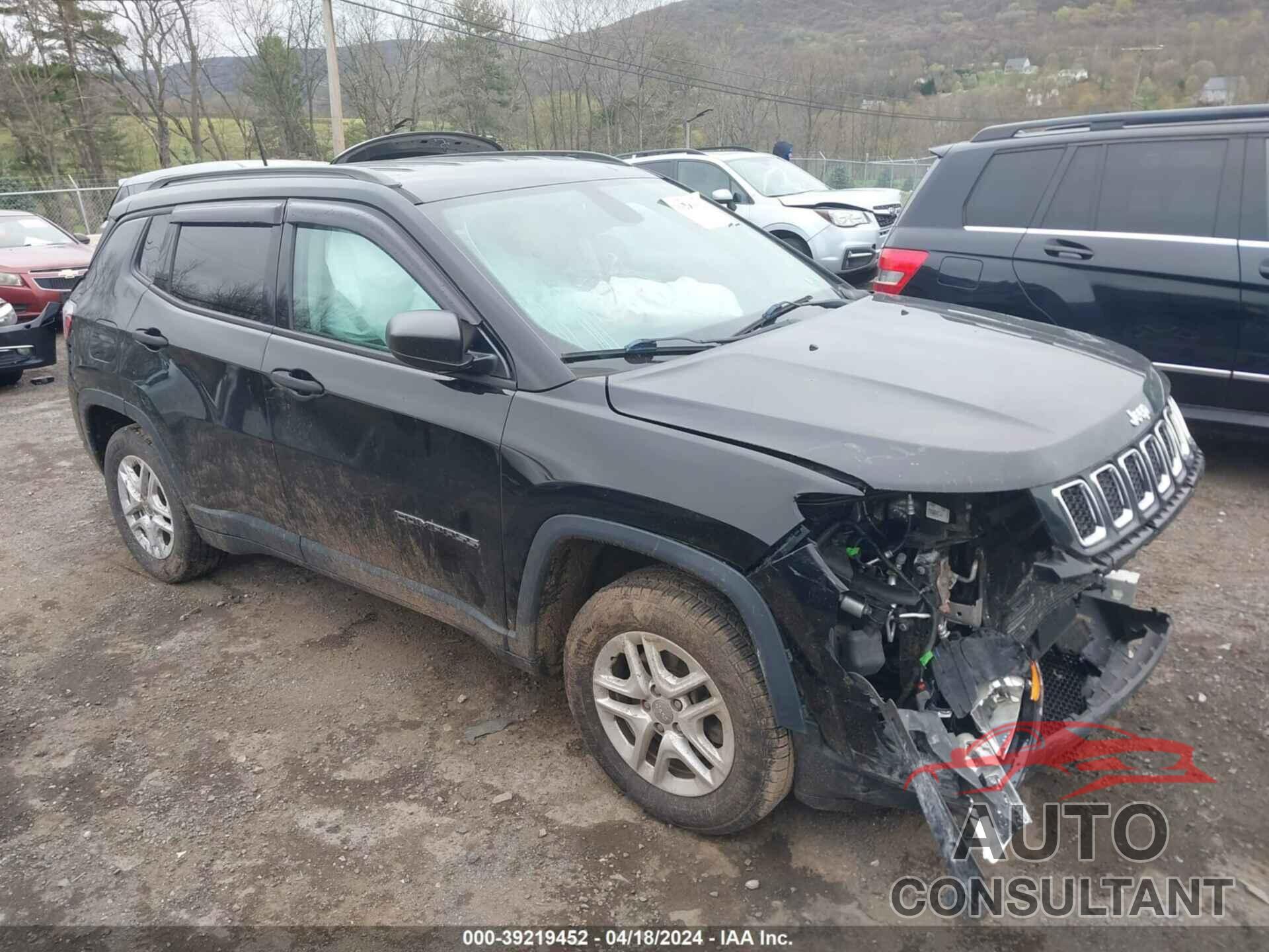 JEEP COMPASS 2018 - 3C4NJCAB7JT211155