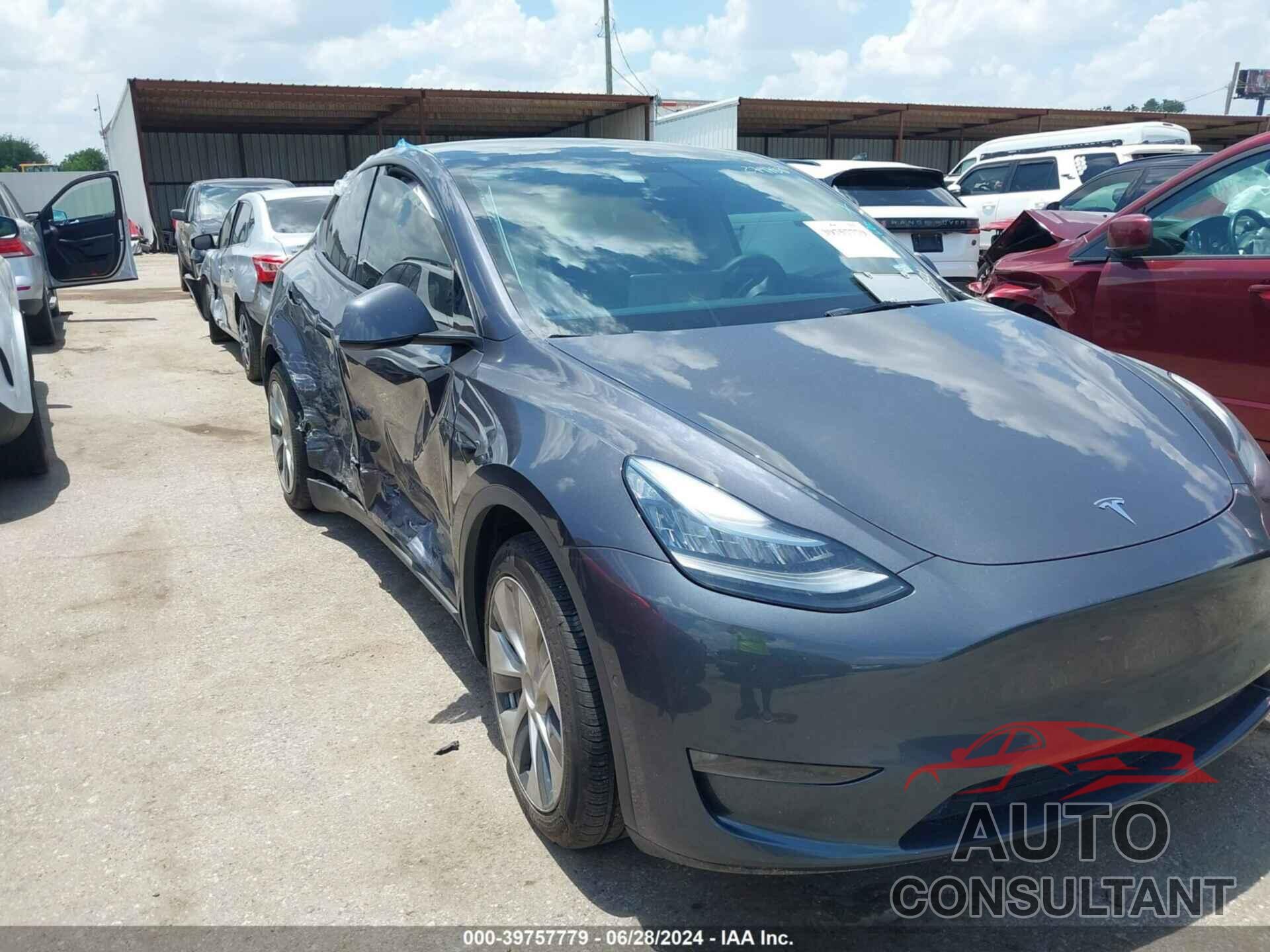 TESLA MODEL Y 2021 - 5YJYGAEE4MF180521