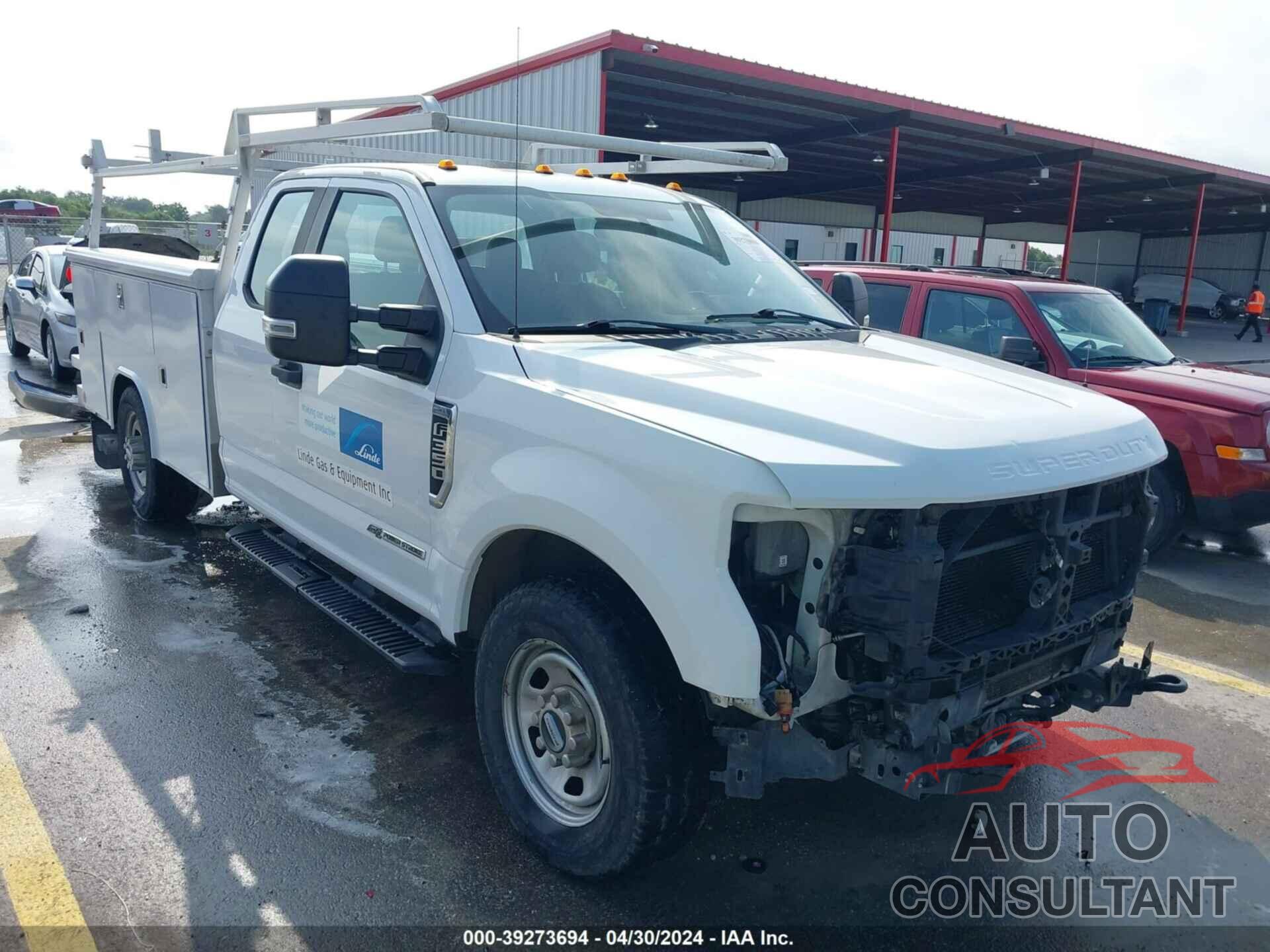 FORD F-350 CHASSIS 2018 - 1FD7X3ET1JEC68876