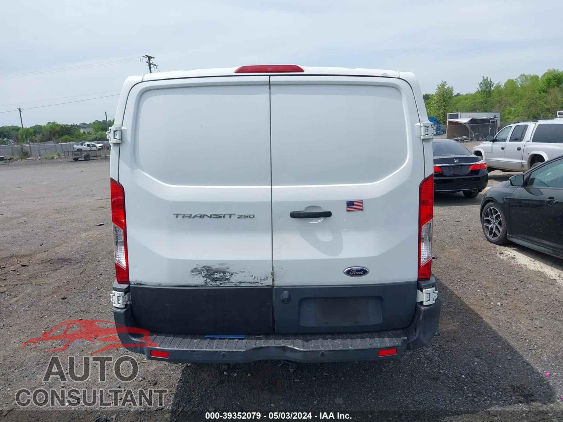 FORD TRANSIT 2016 - 1FTYR1YM2GKB15901