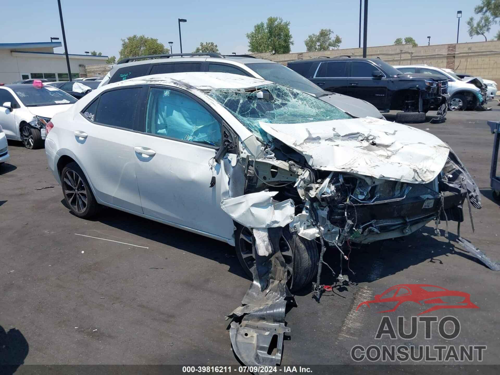 TOYOTA COROLLA 2018 - 5YFBURHE1JP757806