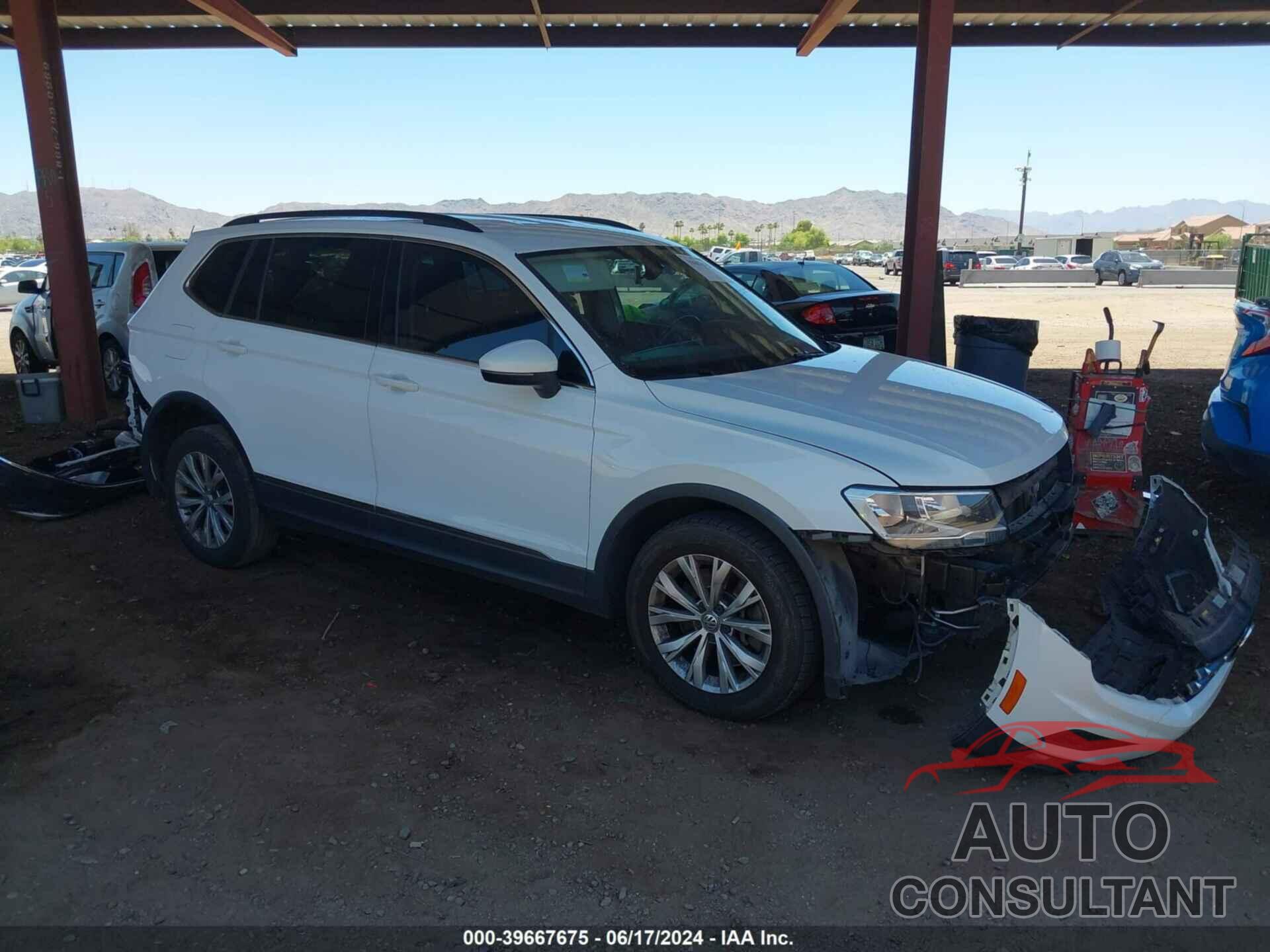 VOLKSWAGEN TIGUAN 2018 - 3VV3B7AX0JM002567