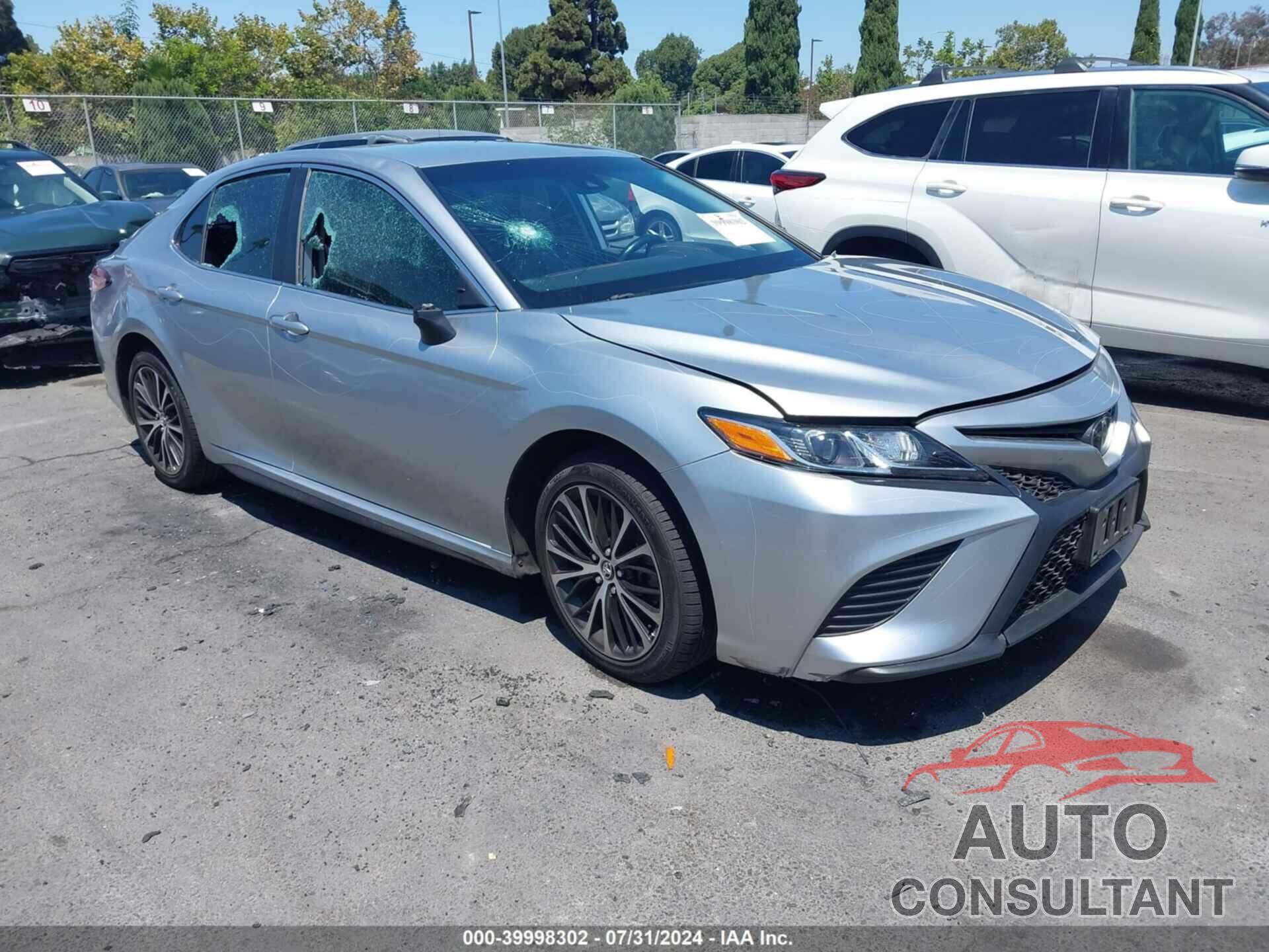 TOYOTA CAMRY 2020 - 4T1G11AK9LU327121