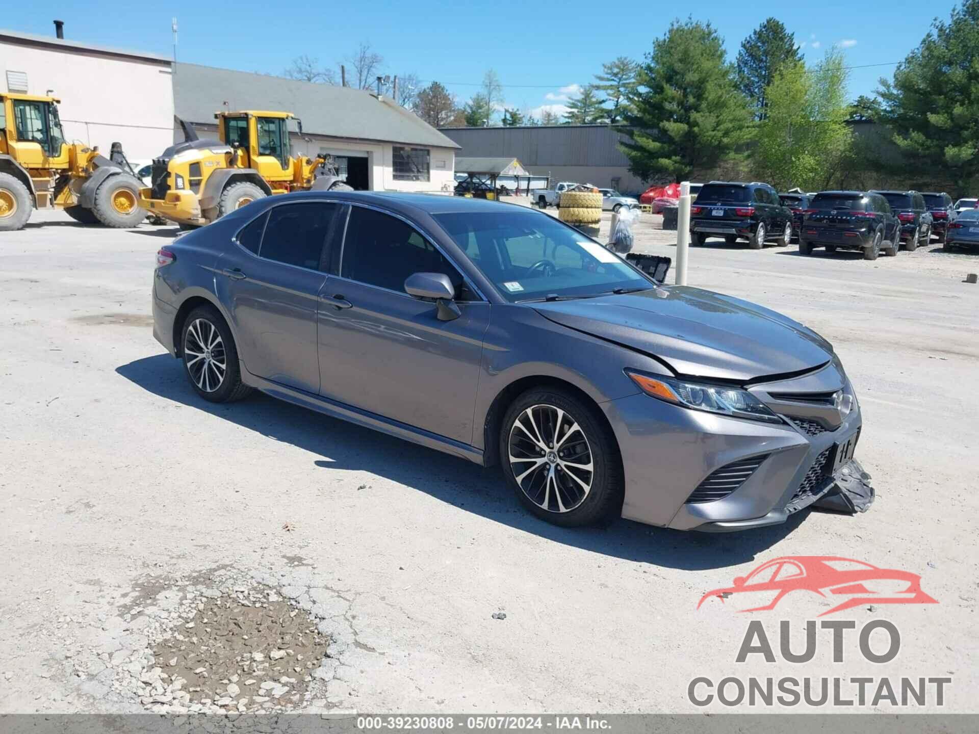 TOYOTA CAMRY 2018 - 4T1B11HK9JU674641