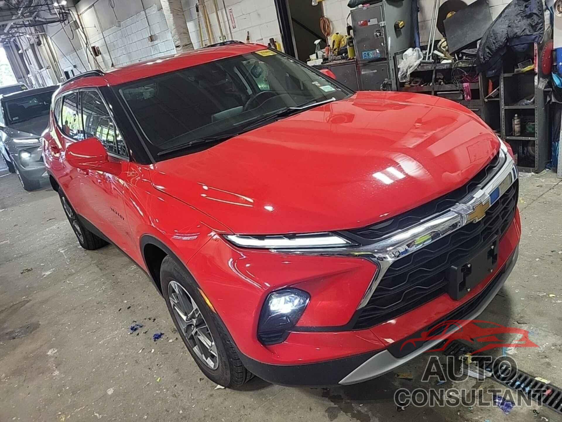 CHEVROLET BLAZER 2023 - 3GNKBHR47PS167523