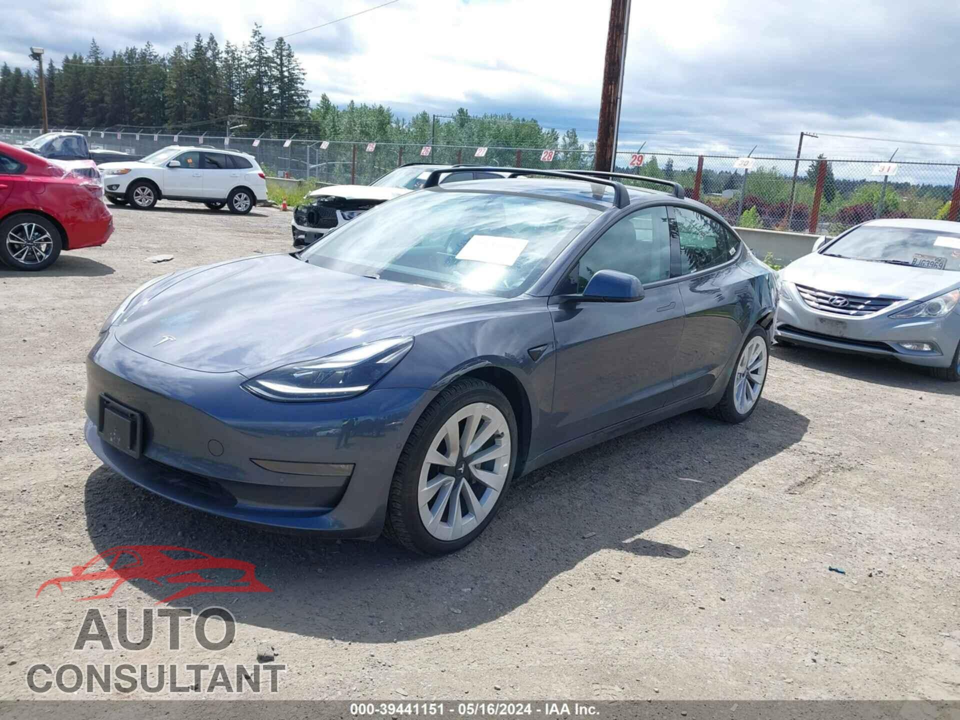 TESLA MODEL 3 2021 - 5YJ3E1EB8MF085465