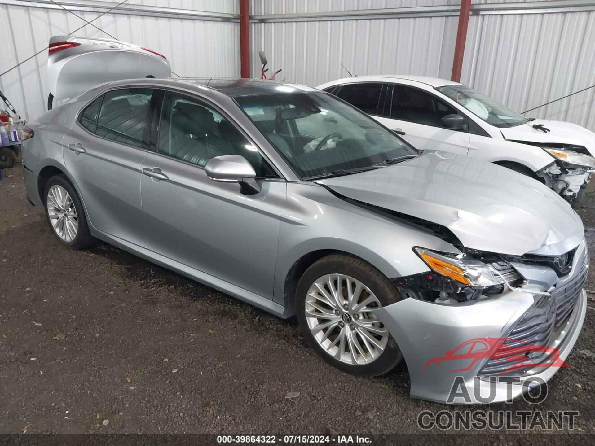 TOYOTA CAMRY 2018 - 4T1BZ1HK5JU002262