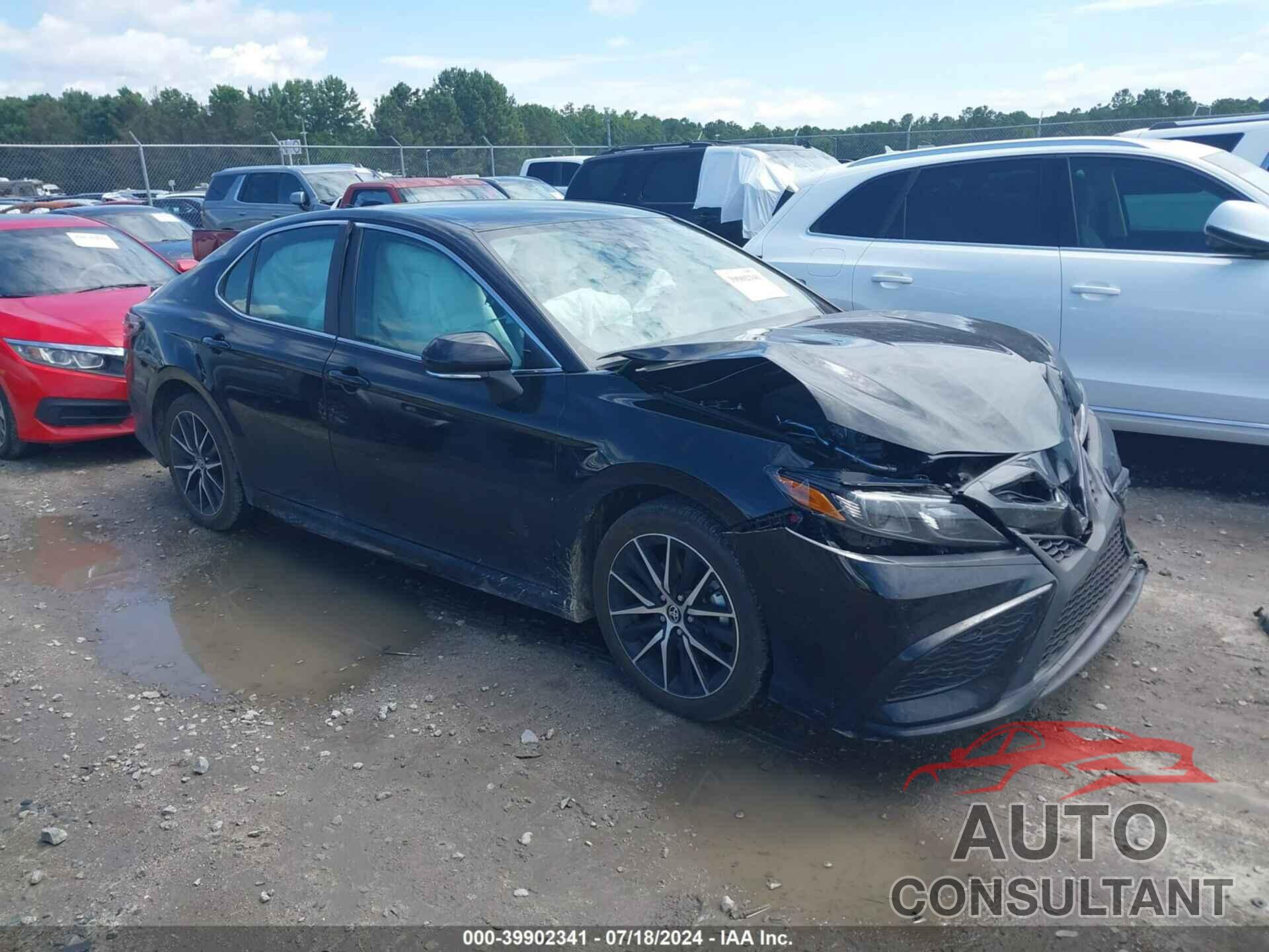 TOYOTA CAMRY 2024 - 4T1G11AKXRU870079