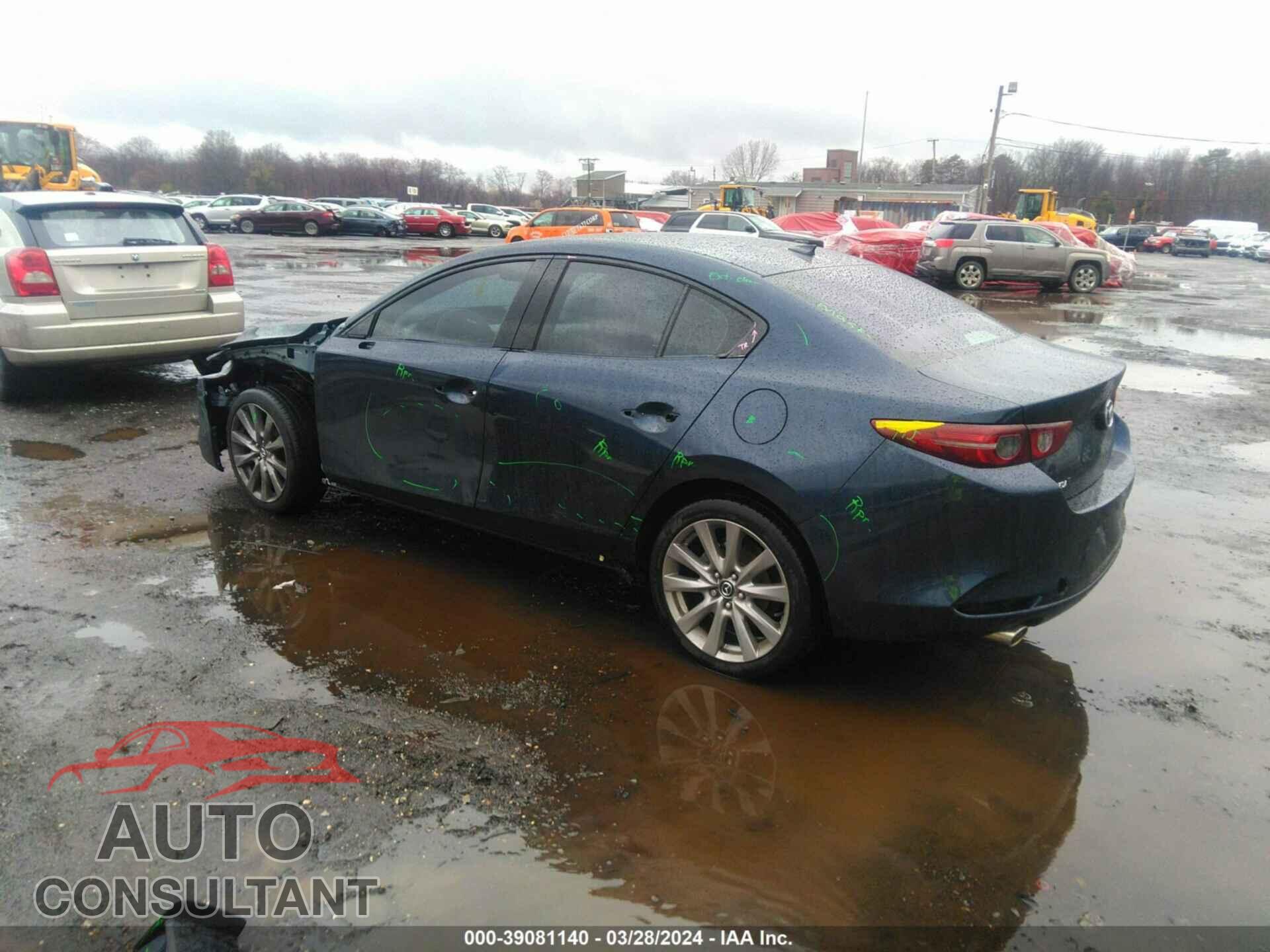 MAZDA MAZDA3 2019 - JM1BPACM2K1101756