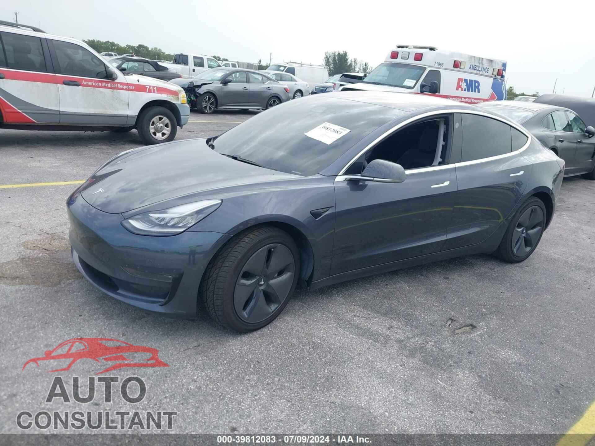TESLA MODEL 3 2018 - 5YJ3E1EB0JF069840