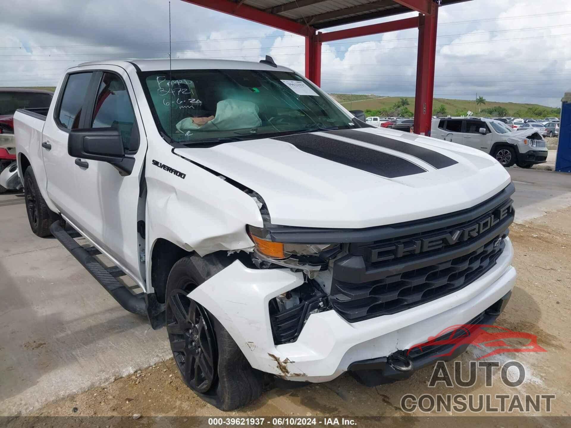 CHEVROLET SILVERADO 1500 2022 - 1GCPABEK1NZ505999
