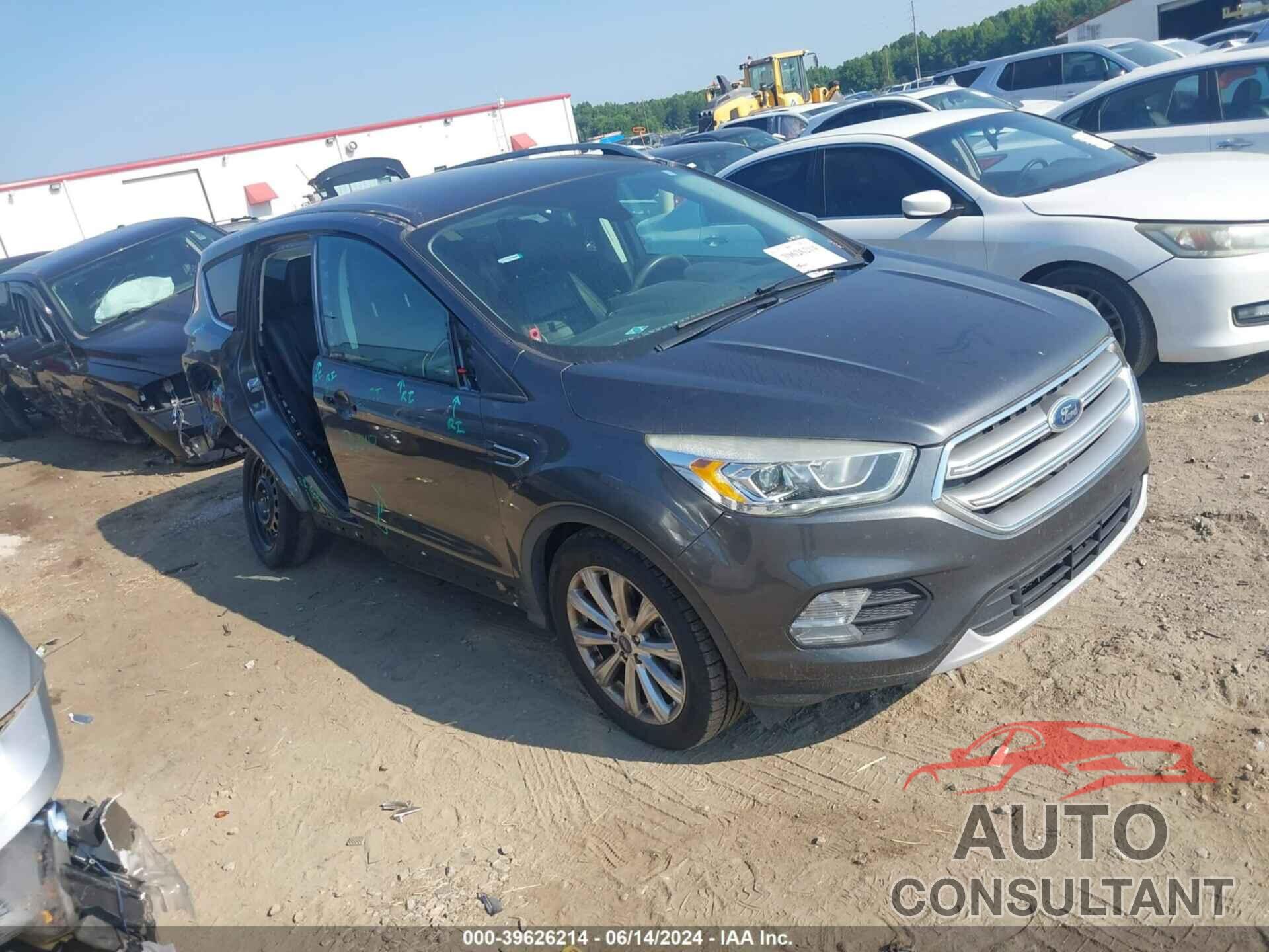 FORD ESCAPE 2017 - 1FMCU0JD5HUA75425