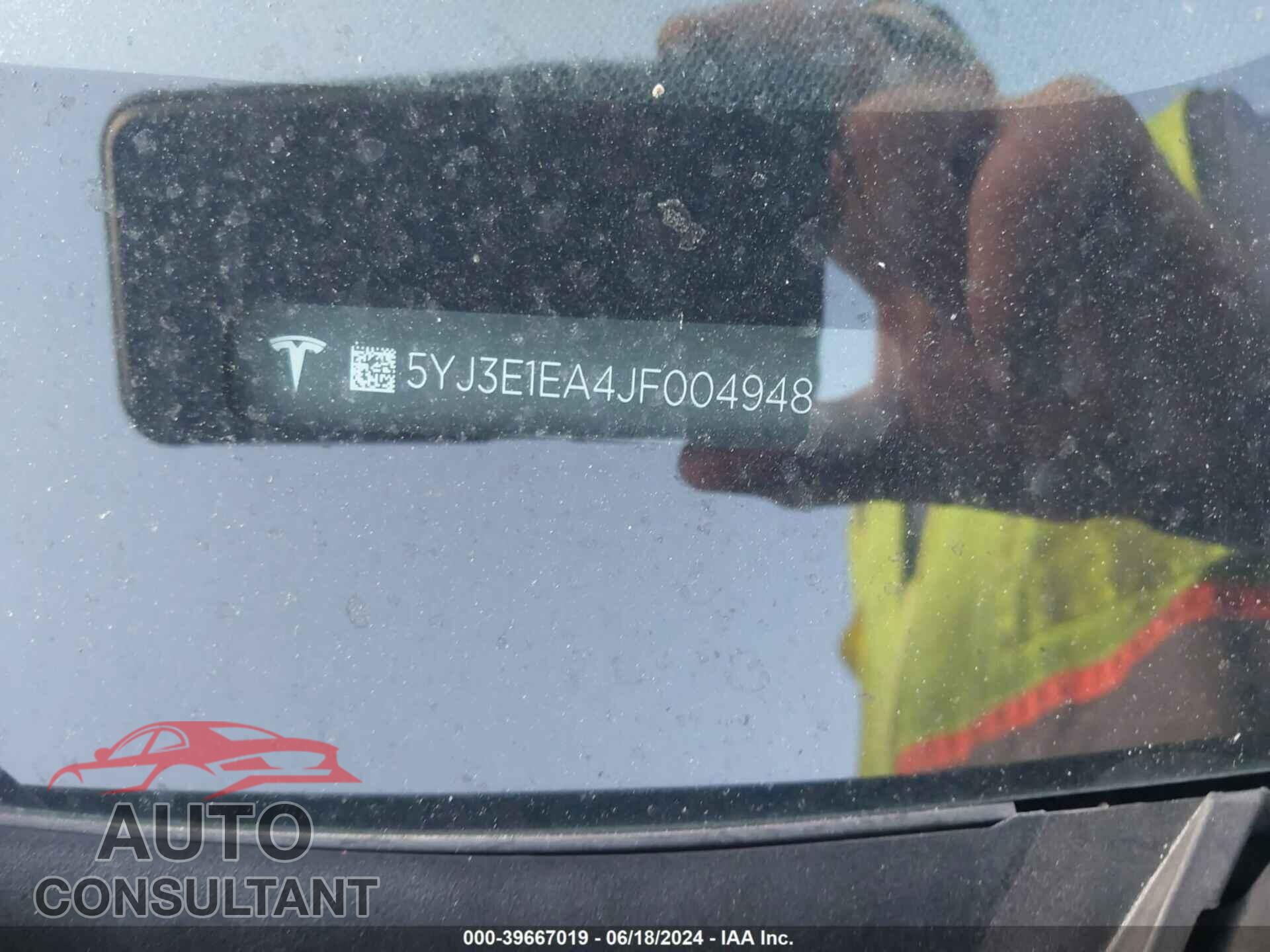 TESLA MODEL 3 2018 - 5YJ3E1EA4JF004948