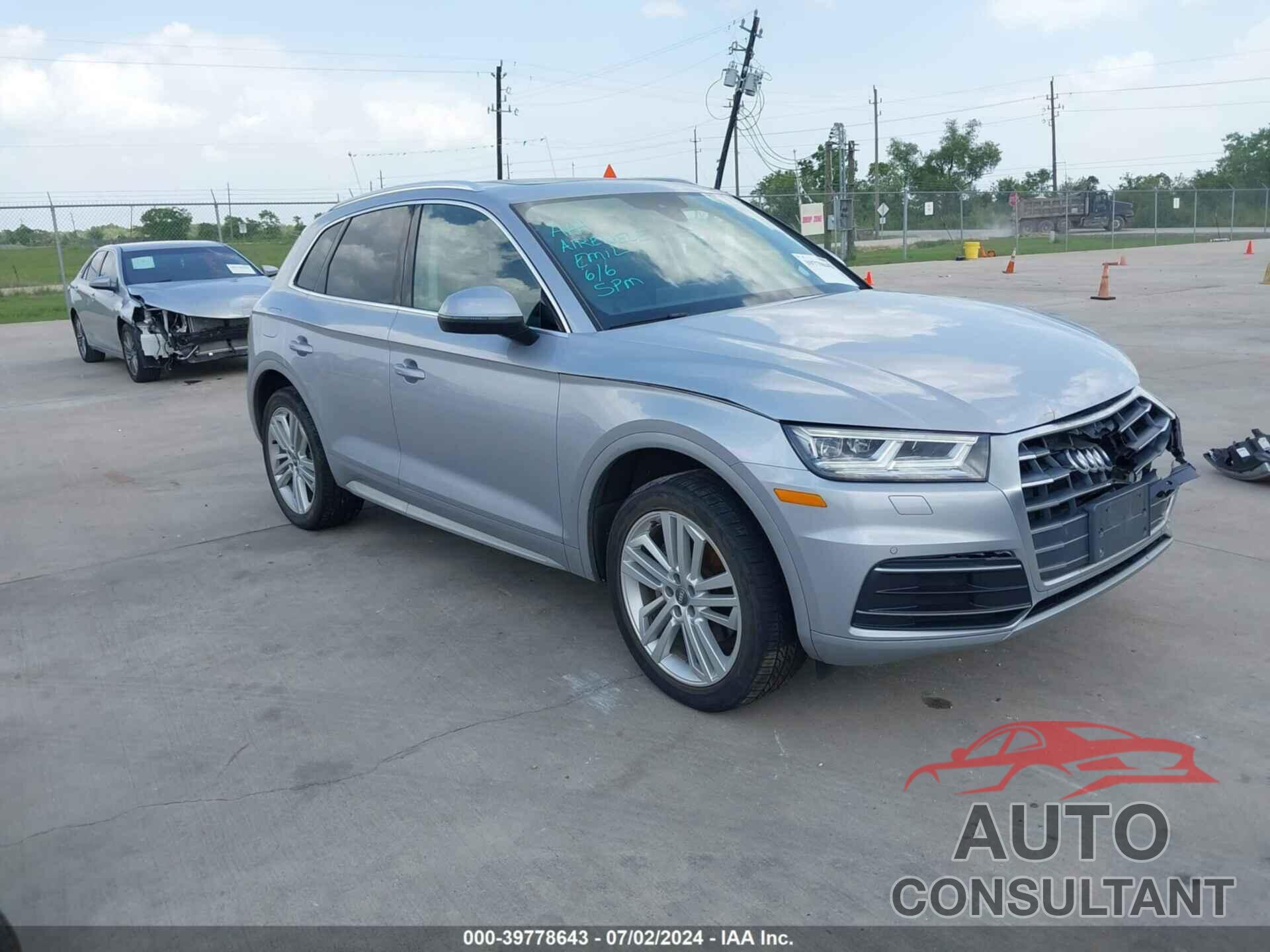 AUDI Q5 2018 - WA1BNAFY2J2136711