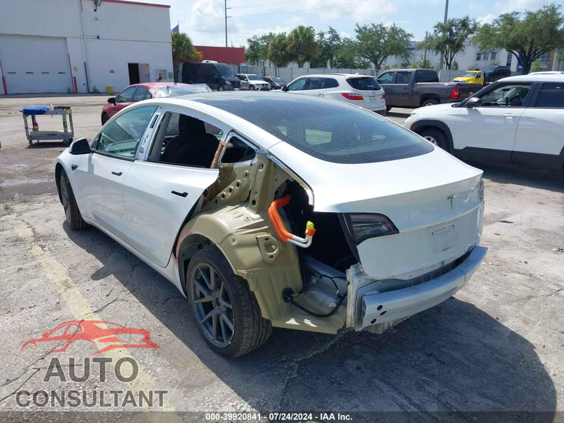 TESLA MODEL 3 2023 - 5YJ3E1EA2PF558465