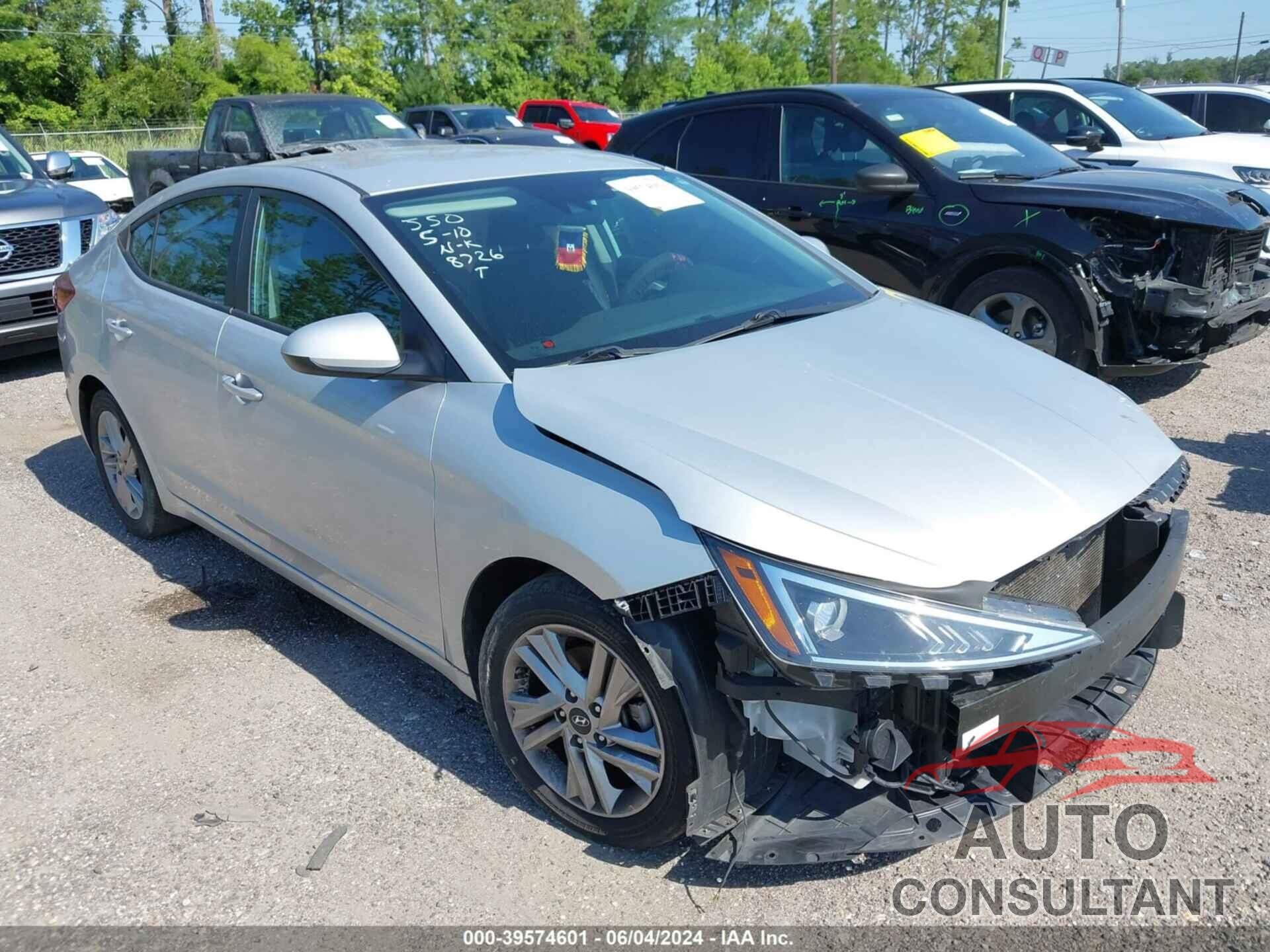 HYUNDAI ELANTRA 2020 - 5NPD84LF4LH538726