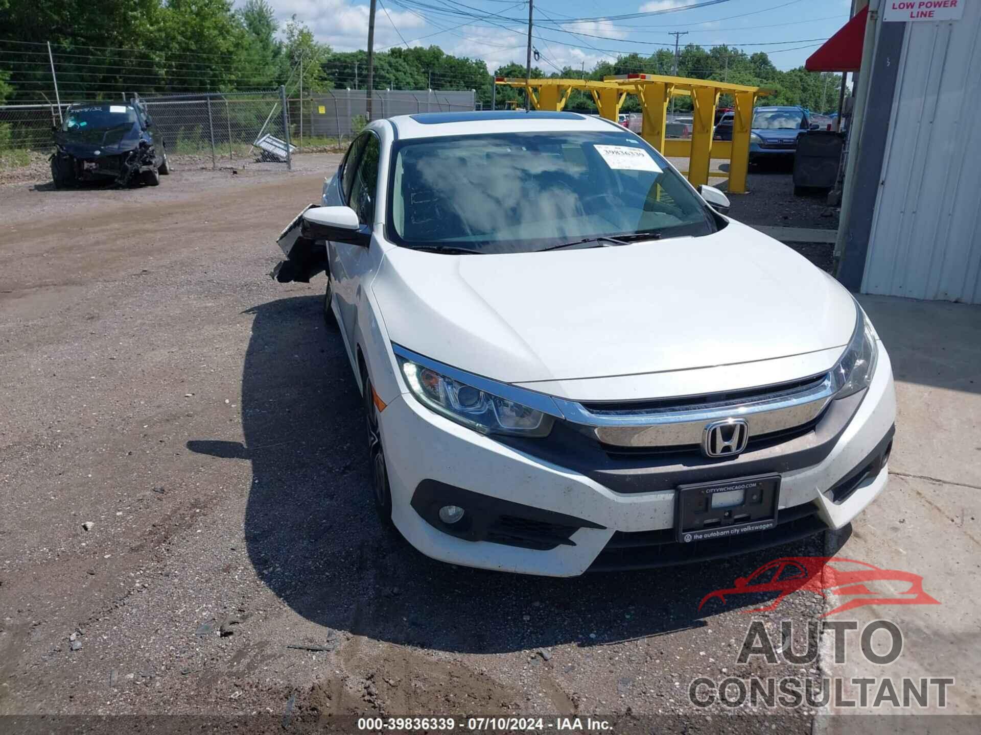 HONDA CIVIC 2018 - JHMFC1F78JX024338