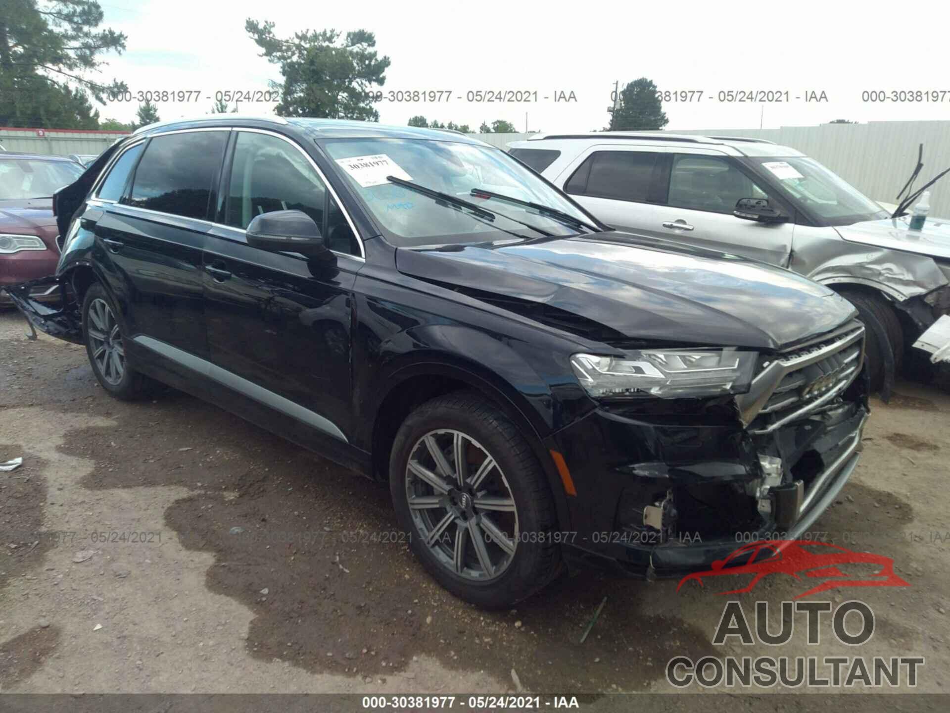 AUDI Q7 2018 - WA1VAAF79JD004940