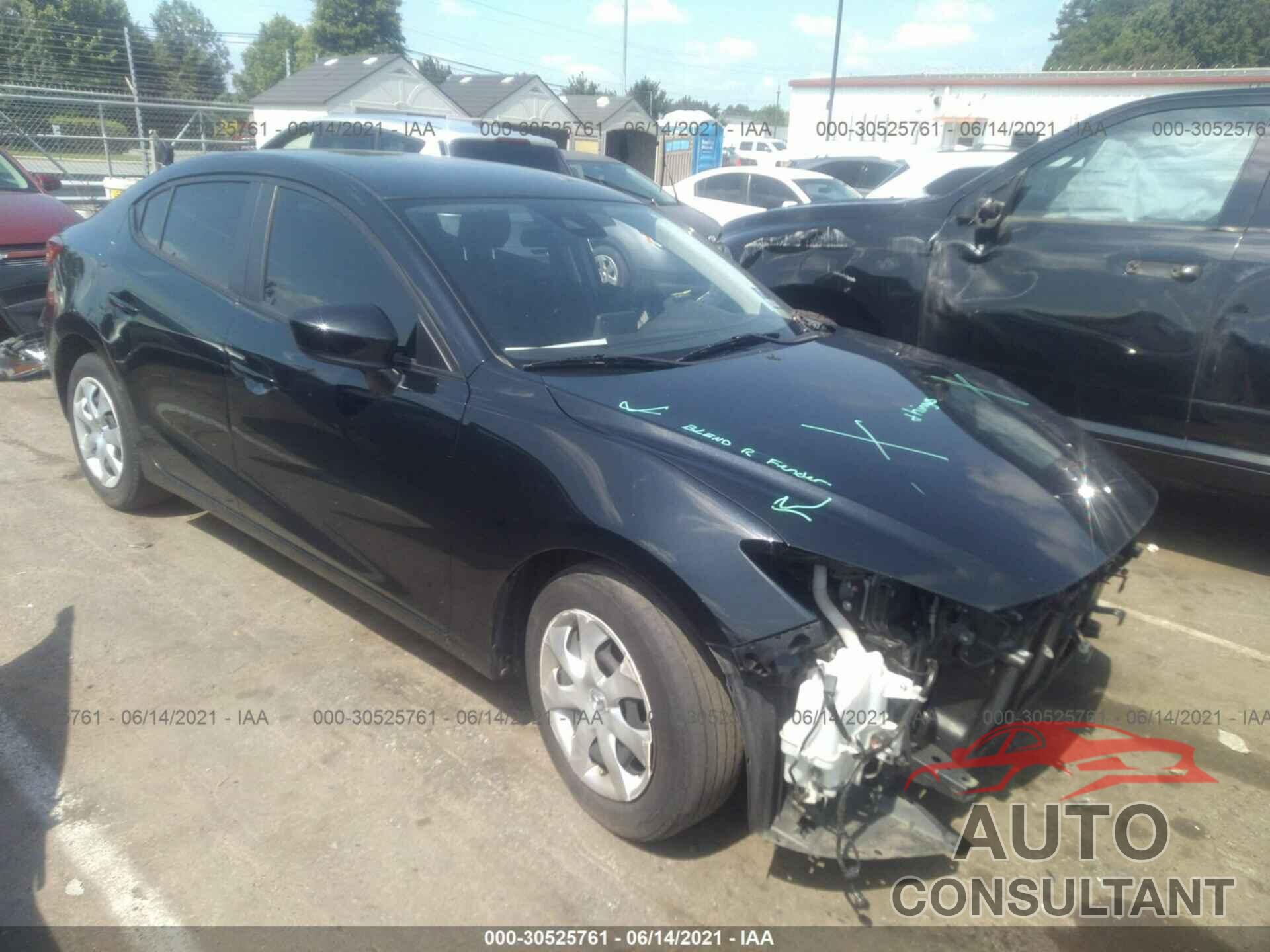 MAZDA MAZDA3 4-DOOR 2018 - 3MZBN1U78JM229741