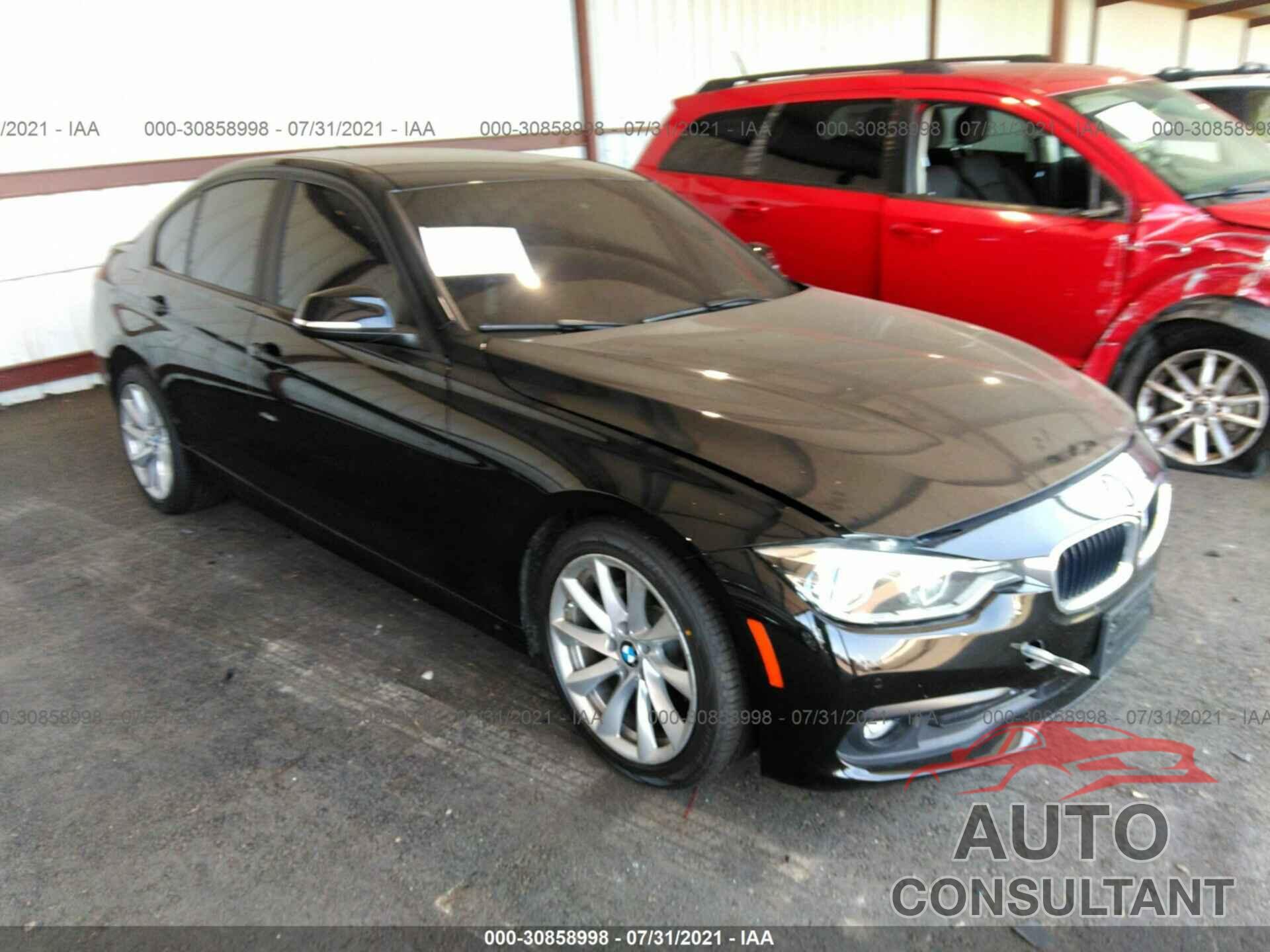 BMW 3 SERIES 2018 - WBA8E1G50JNU89058