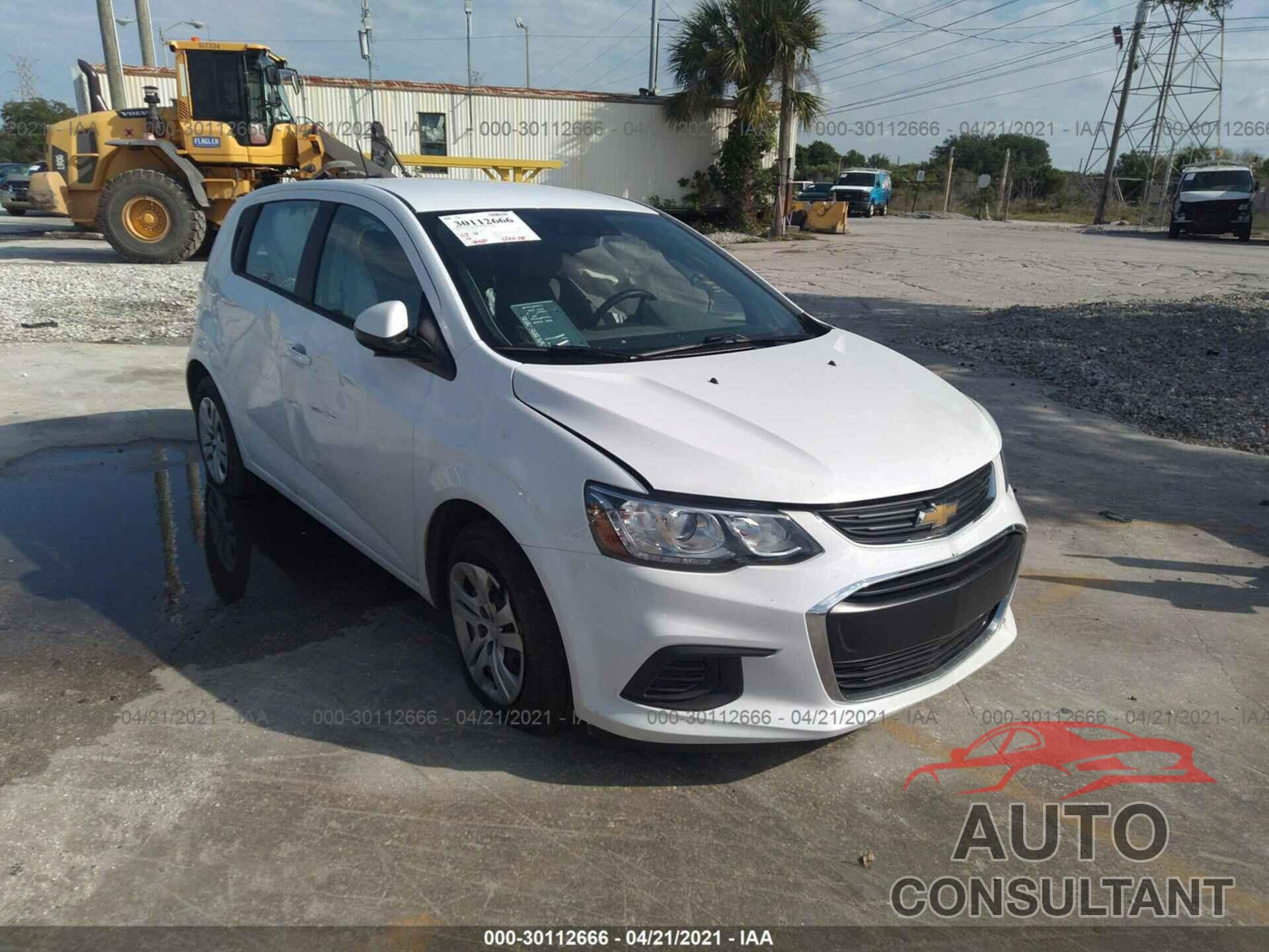CHEVROLET SONIC 2020 - 1G1JG6SBXL4133548