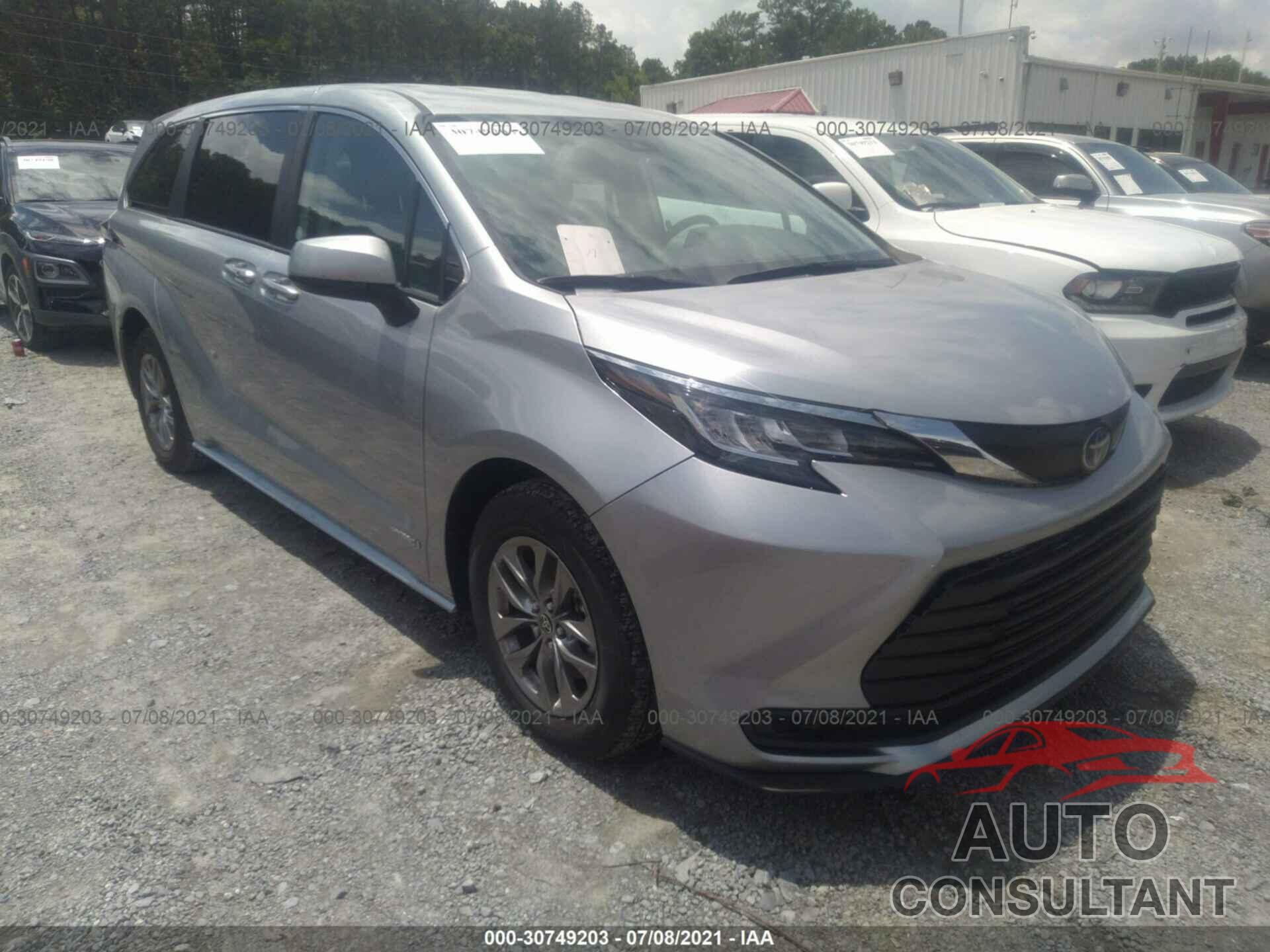 TOYOTA SIENNA 2021 - 5TDKRKEC0MS035993