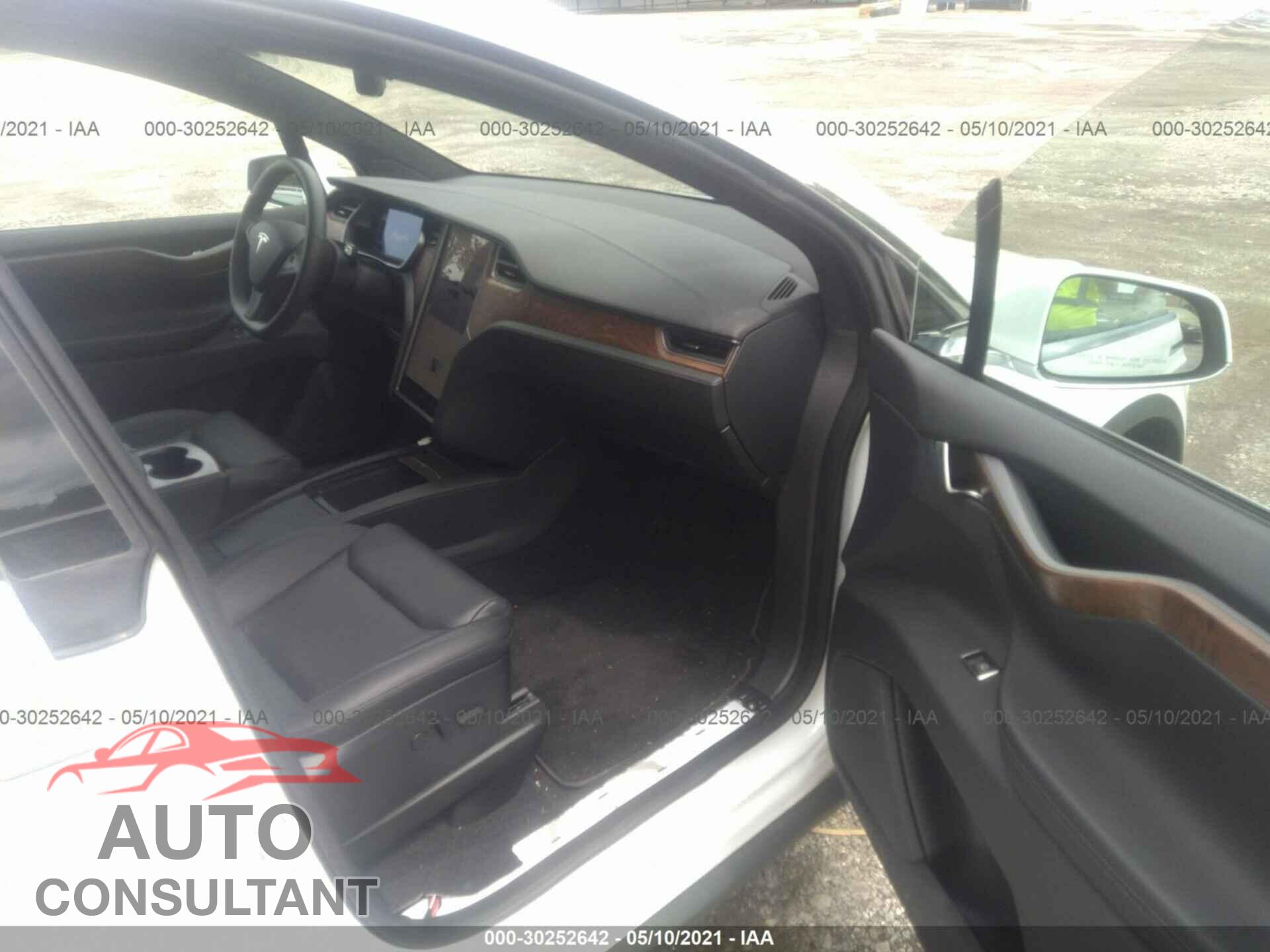 TESLA MODEL X 2020 - 5YJXCAE28LF298731
