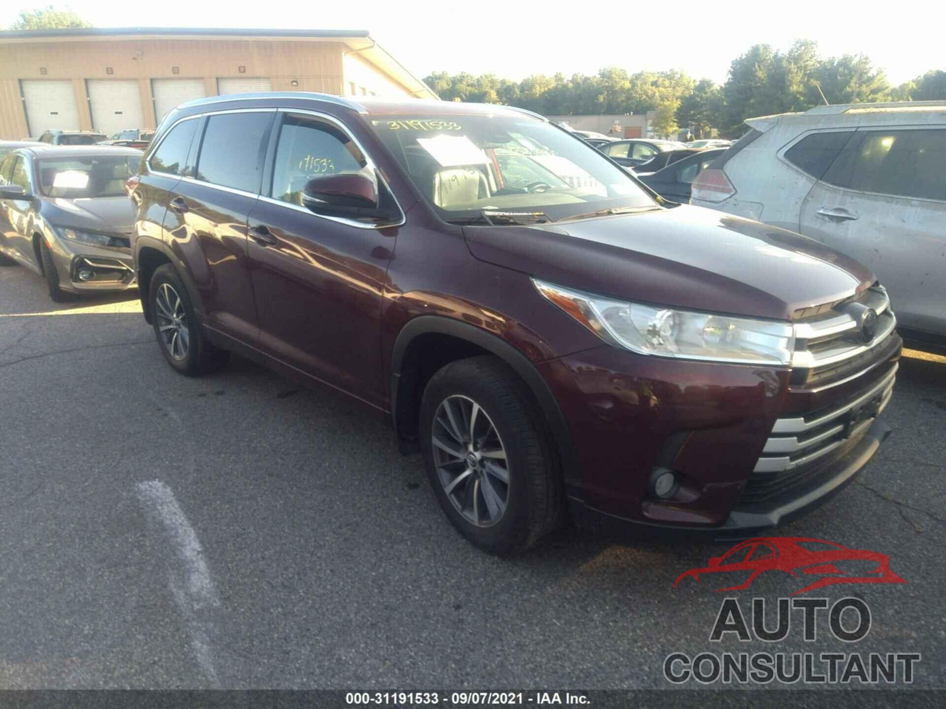 TOYOTA HIGHLANDER 2018 - 5TDJZRFH7JS869592
