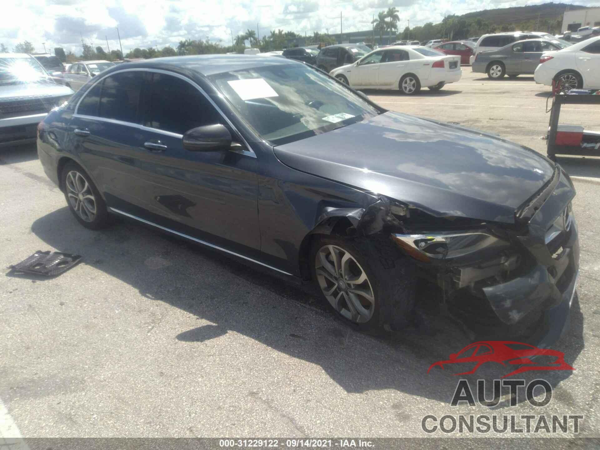 MERCEDES-BENZ C-CLASS 2016 - 55SWF4KB9GU107041