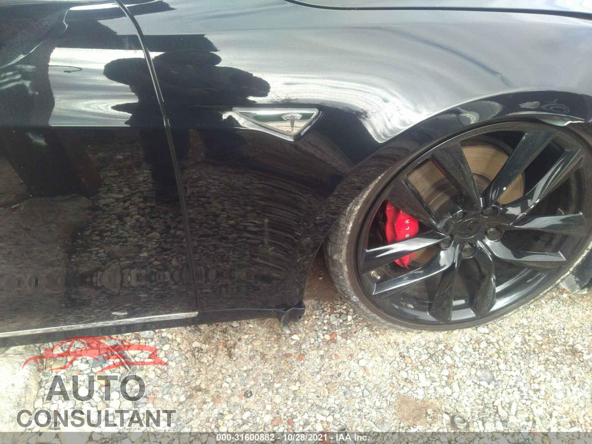 TESLA MODEL S 2016 - 5YJSA1E43GF136075