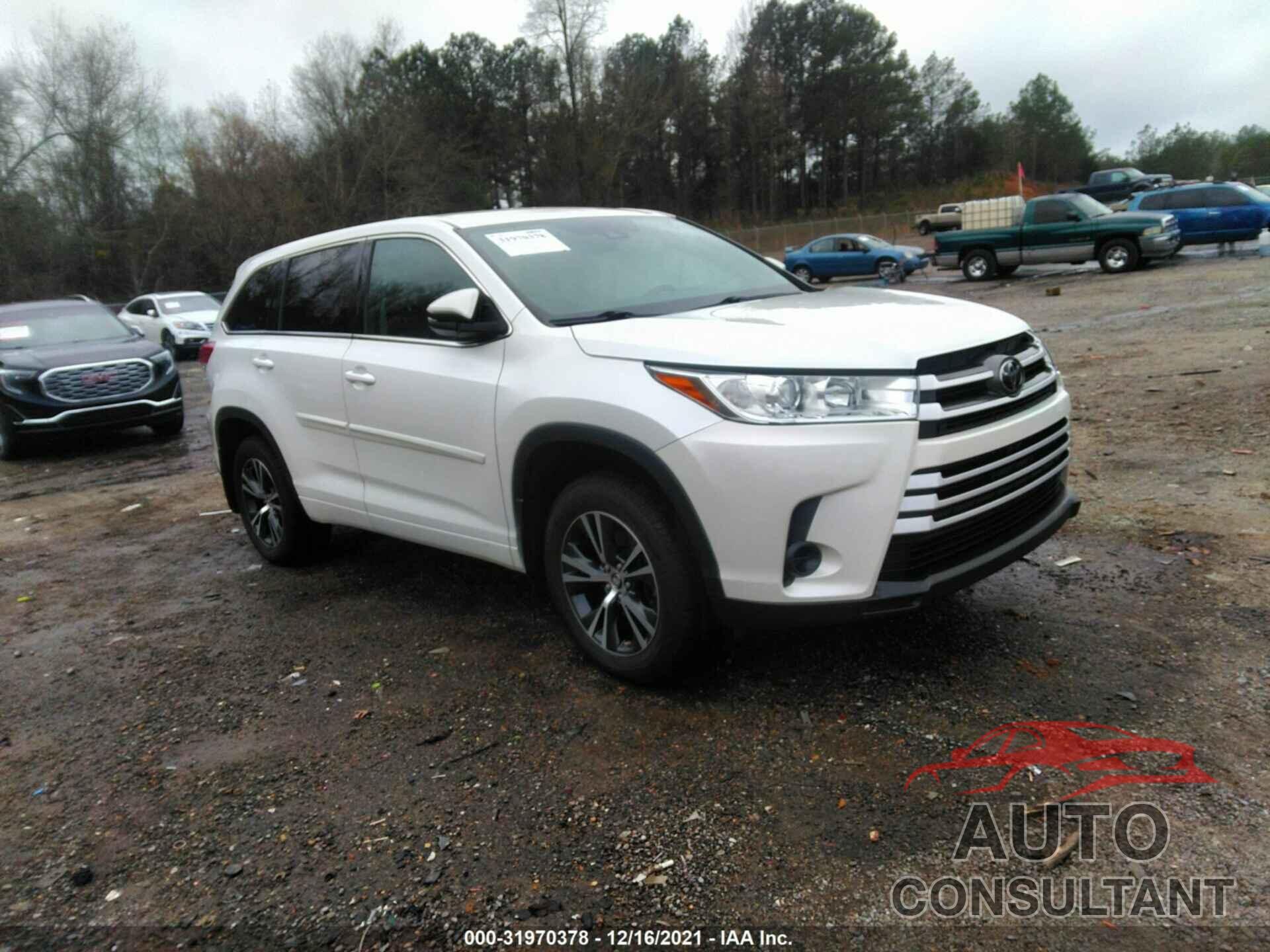 TOYOTA HIGHLANDER 2018 - 5TDZARFHXJS033995