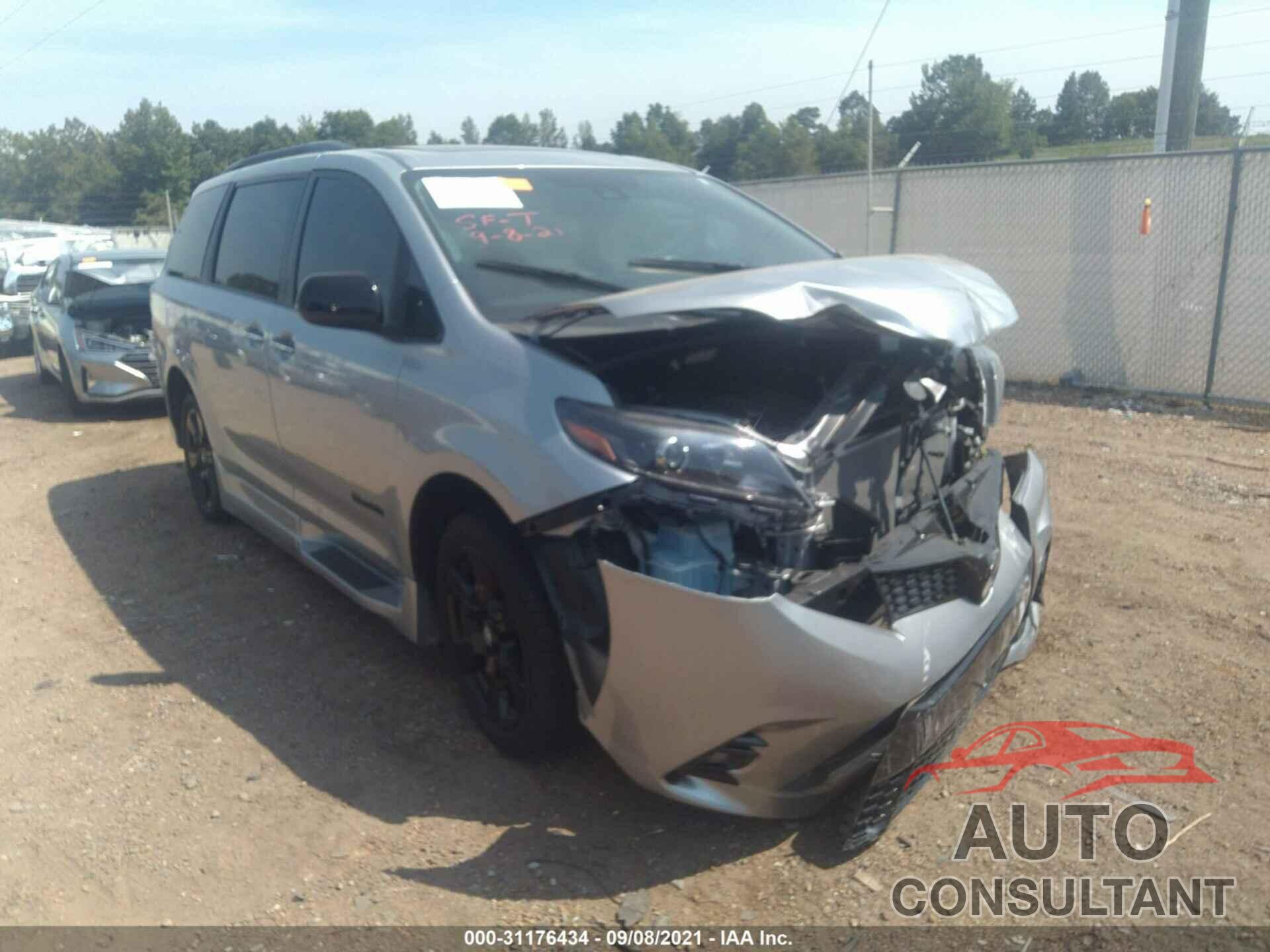 TOYOTA SIENNA 2020 - 5TDXZ3DC6LS049568