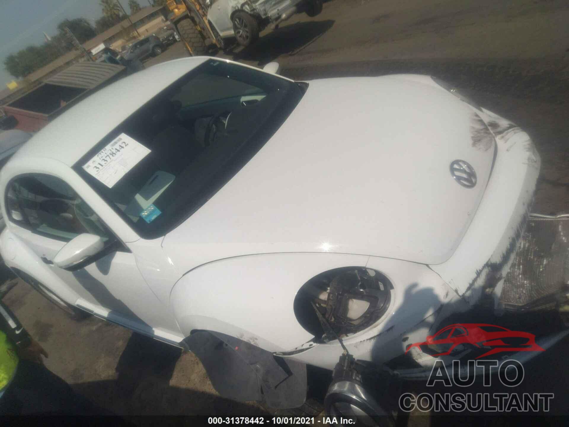 VOLKSWAGEN BEETLE COUPE 2016 - 3VWF17AT9GM634517